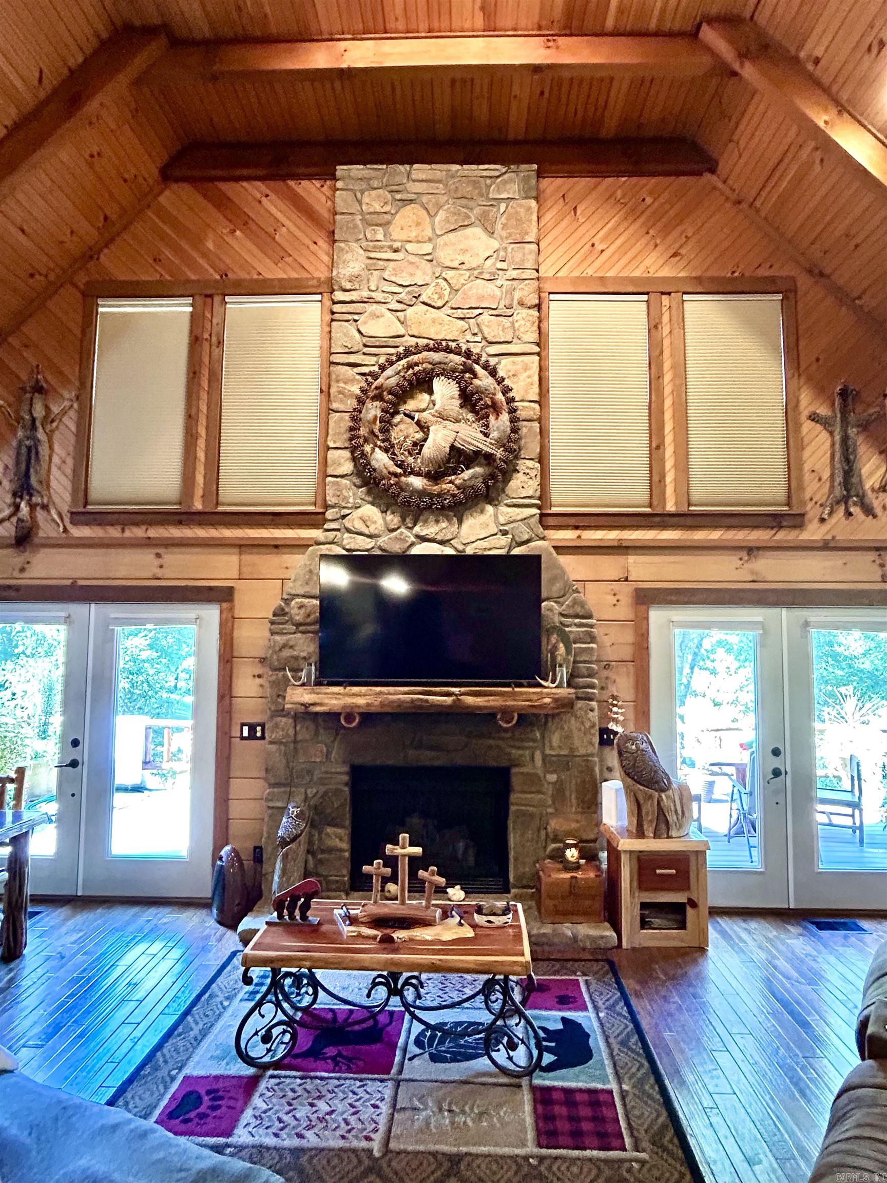 540 Lick Fork Dr Mountain View, AR 72560