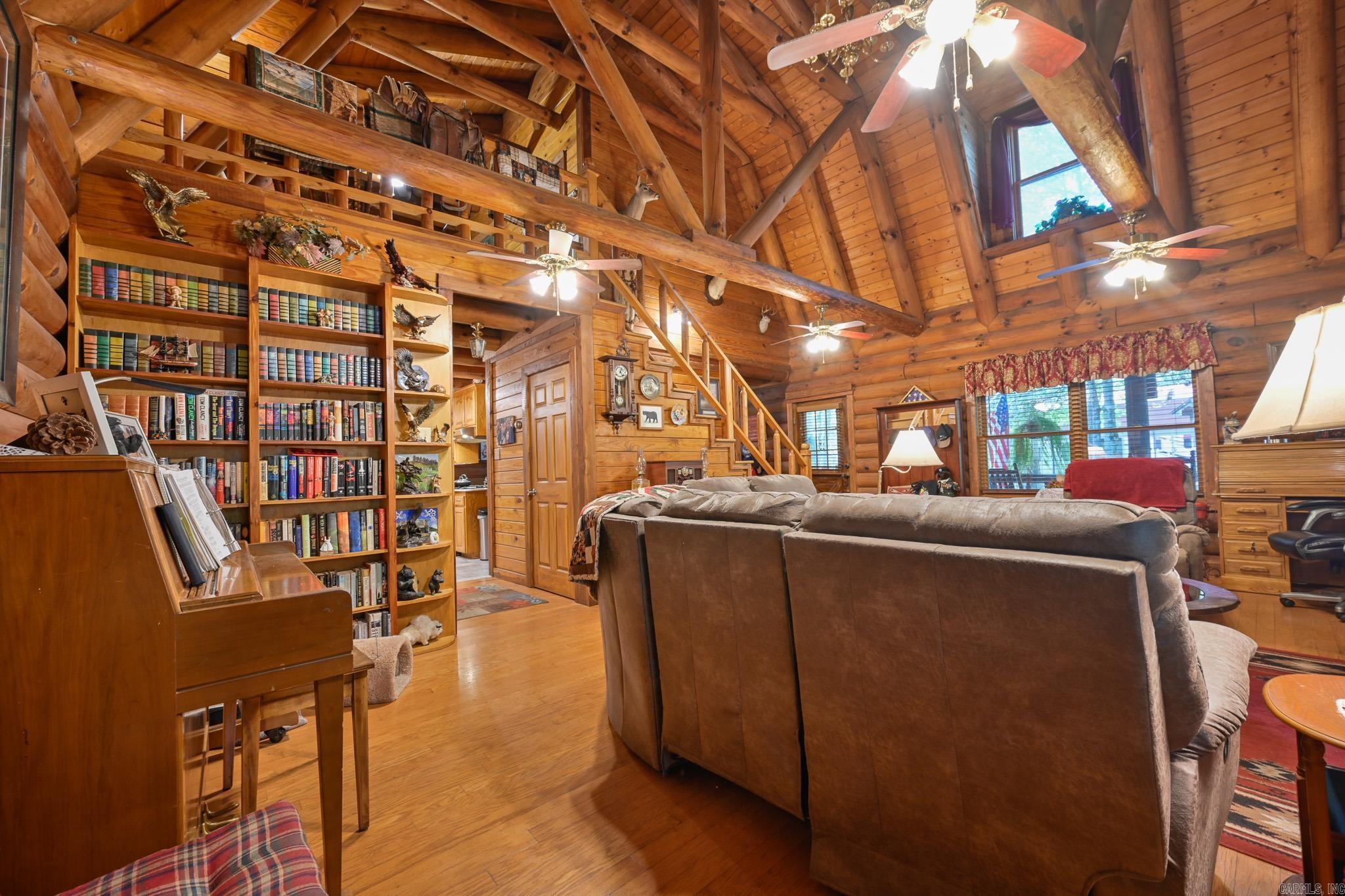 178 Forest Ln Vandervoort, AR 71972