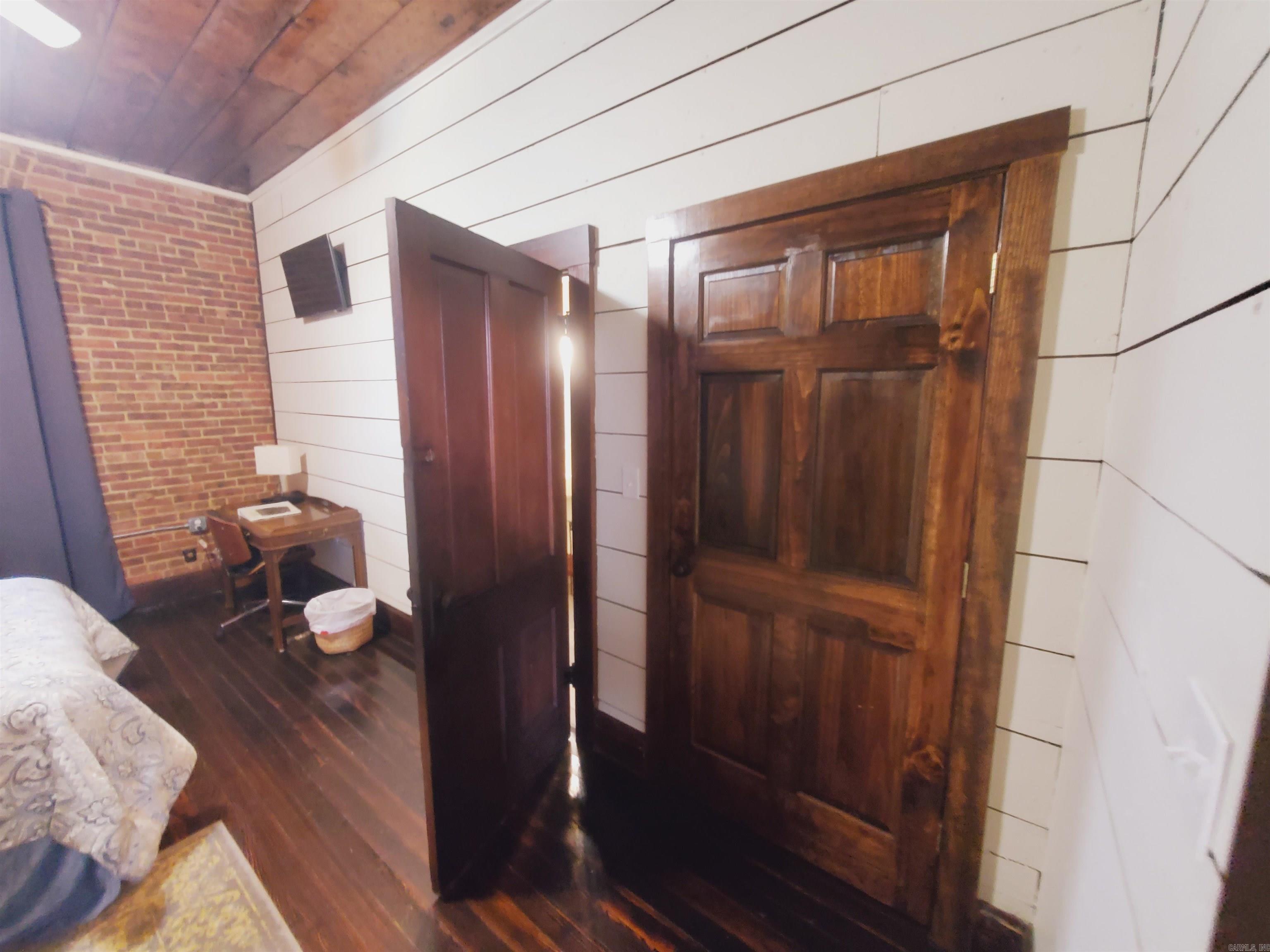 147 S 3rd  Piggott, AR