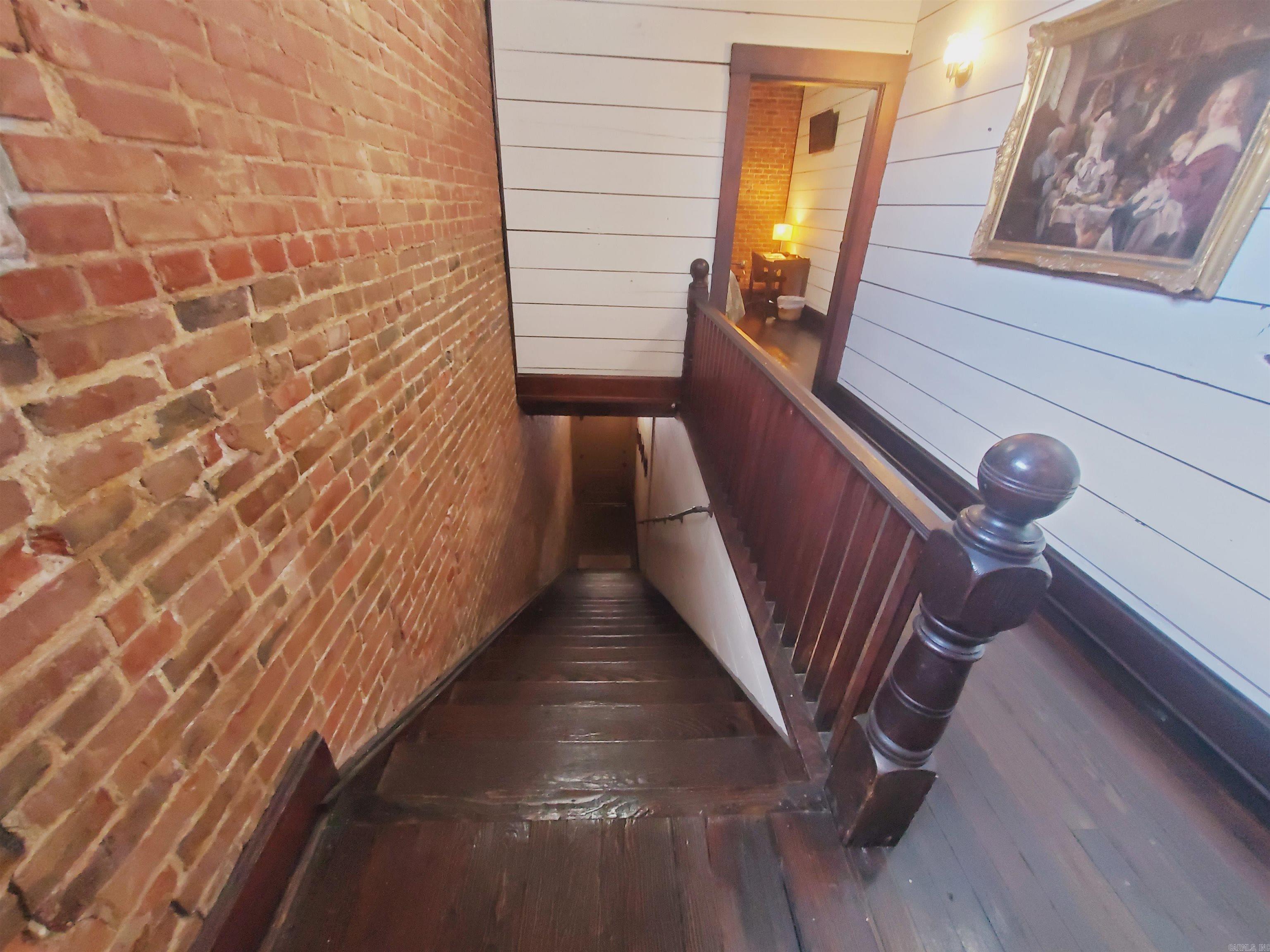 147 S 3rd  Piggott, AR