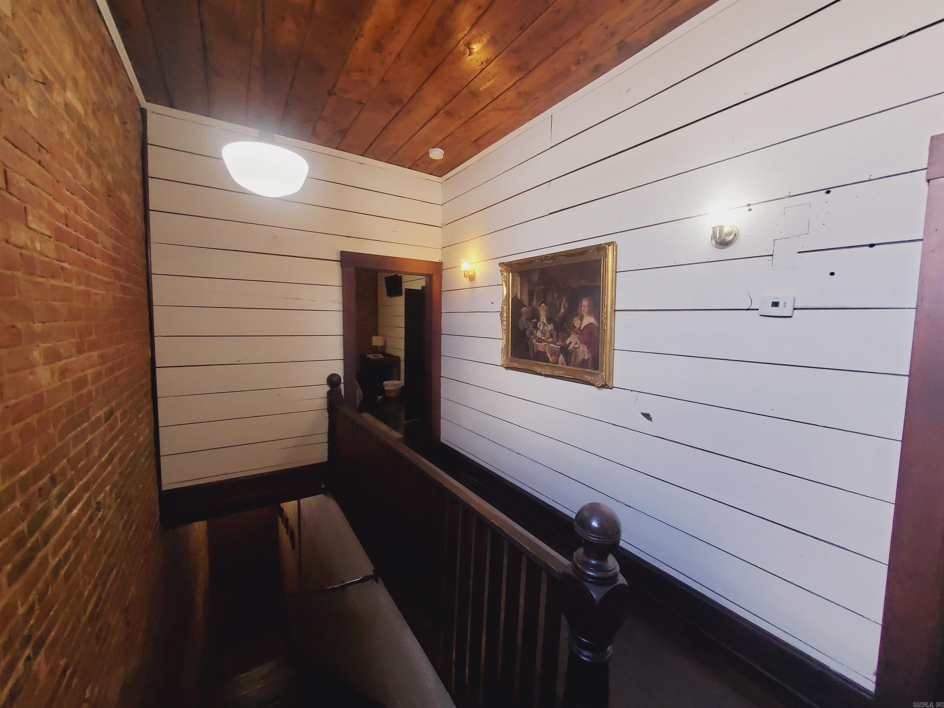 147 S 3rd  Piggott, AR