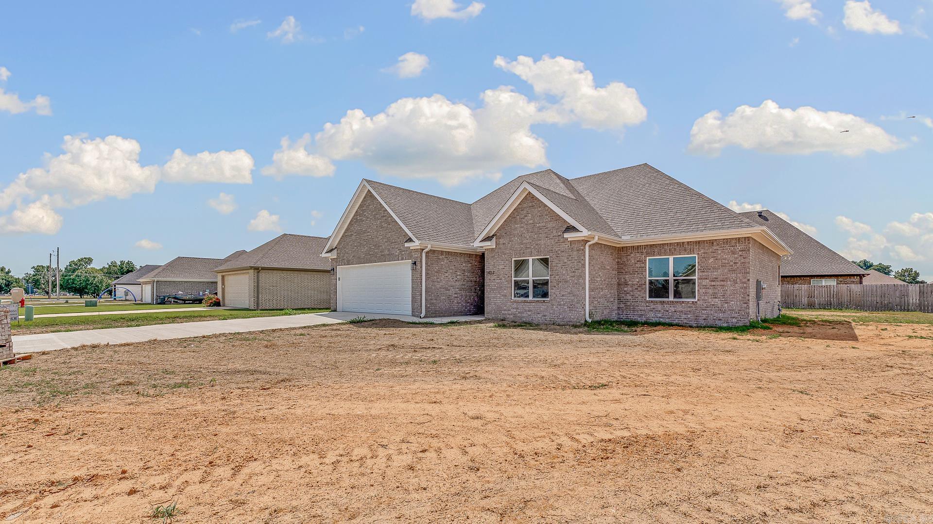1407 Pamela Lake City, AR 72437