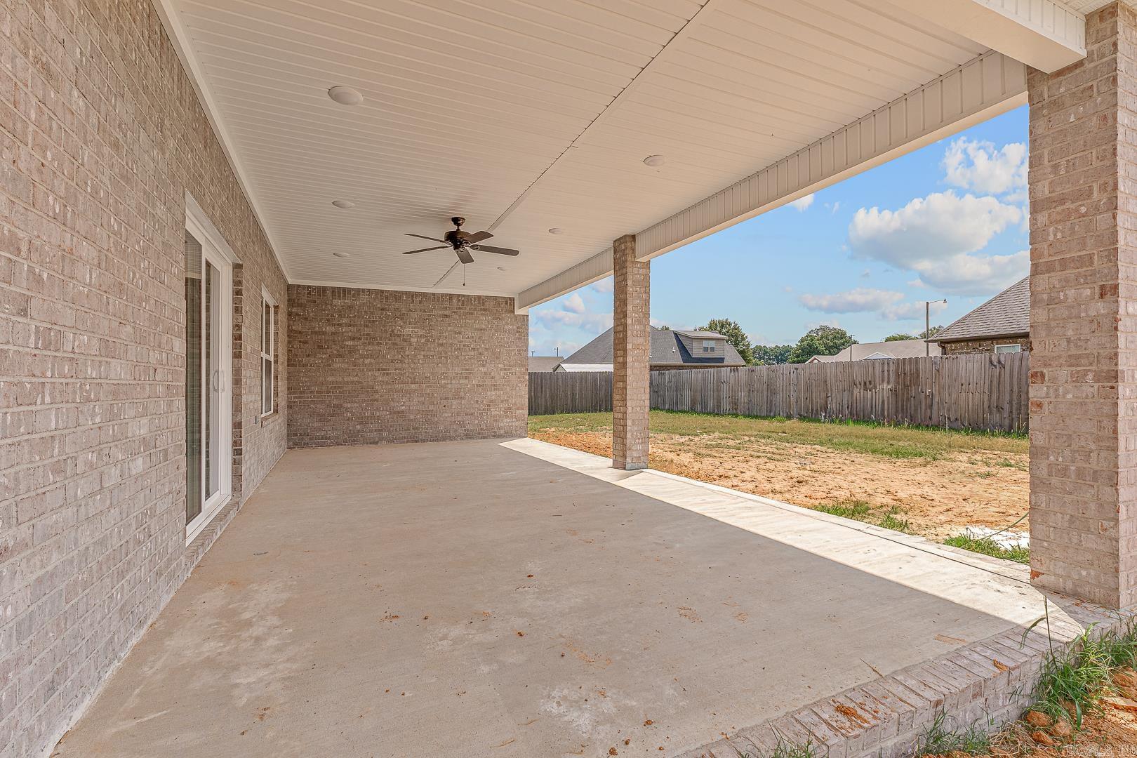 1407 Pamela Lake City, AR 72437