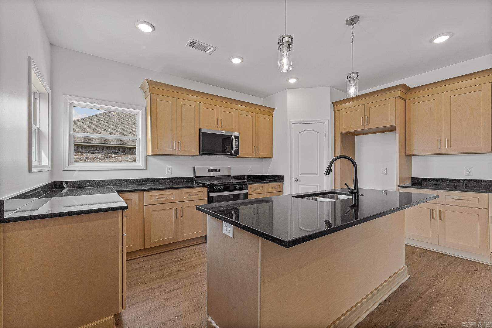 1407 Pamela Lake City, AR 72437