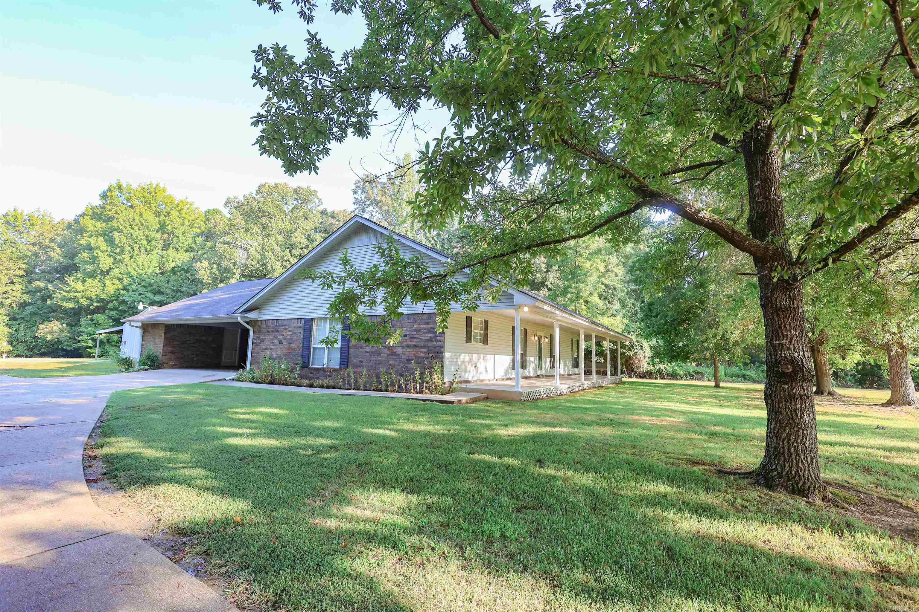 1593 Highway 27 Story, AR 71970