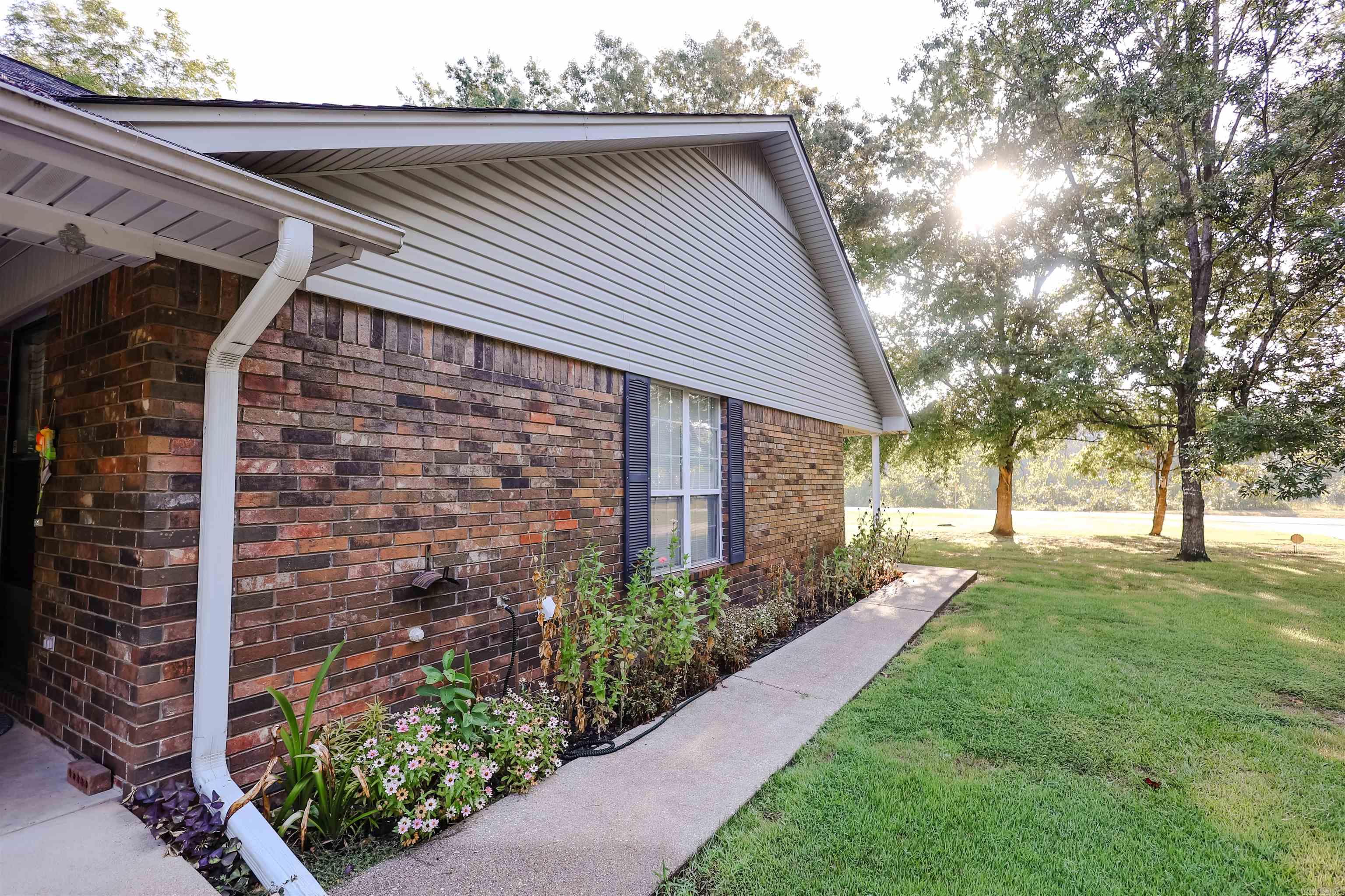 1593 Highway 27 Story, AR 71970