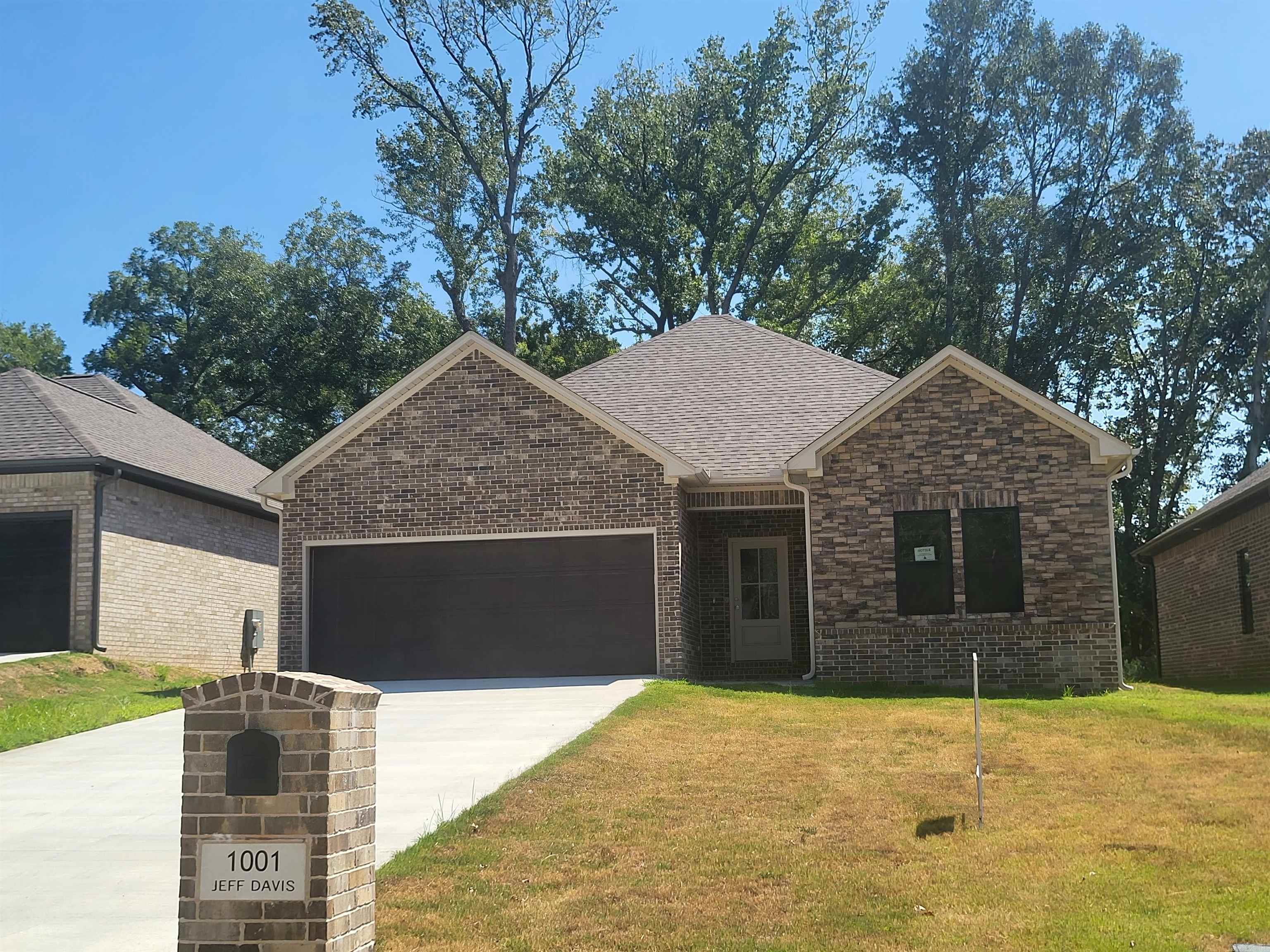 1001 N Jeff Davis  Jacksonville, AR