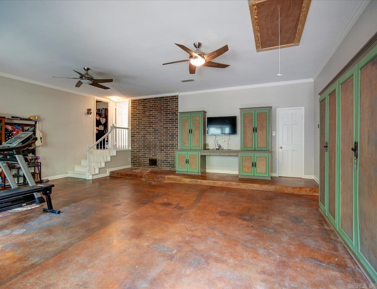 19820 Spillway Road Roland, AR 72135-9605