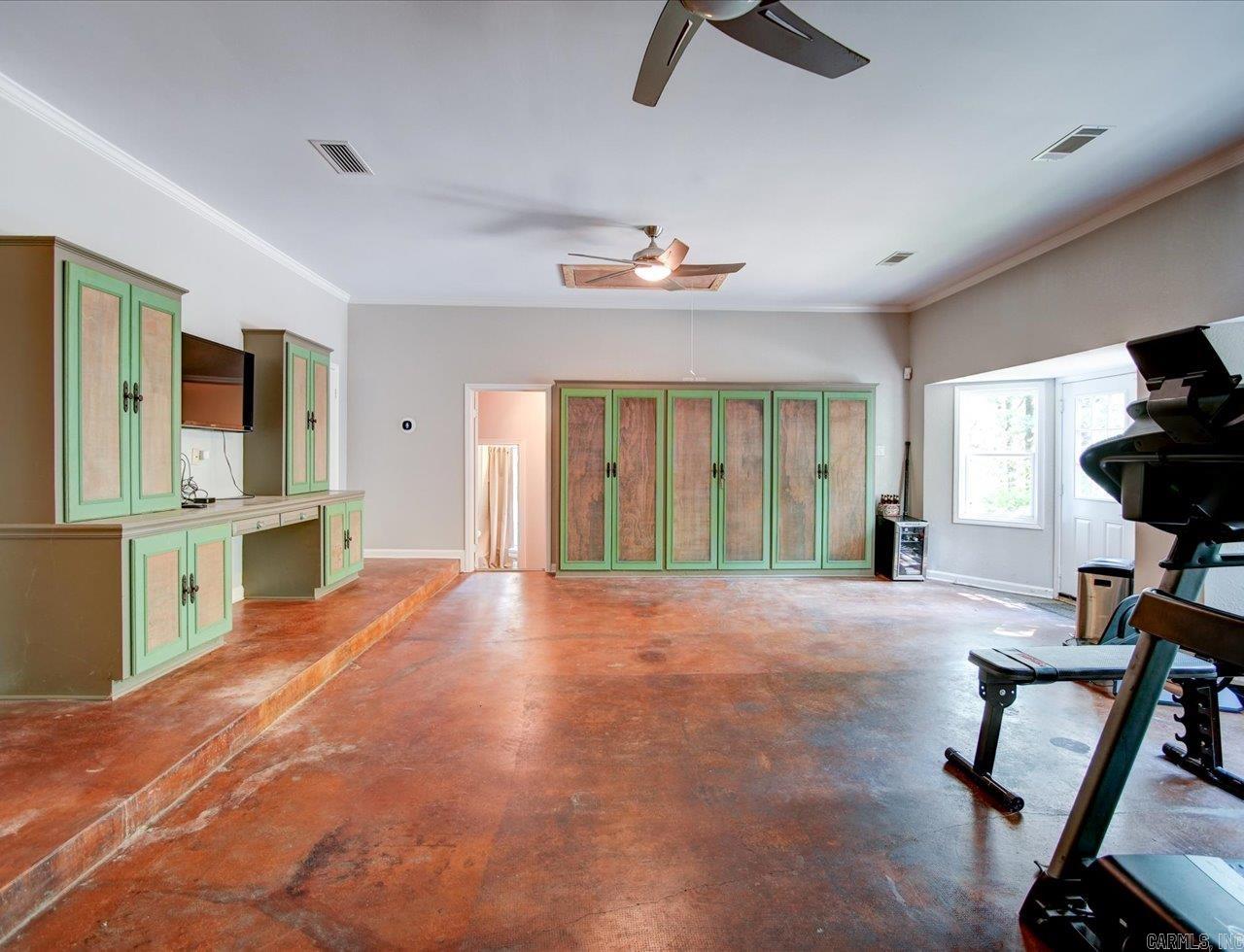 19820 Spillway Road Roland, AR 72135-9605