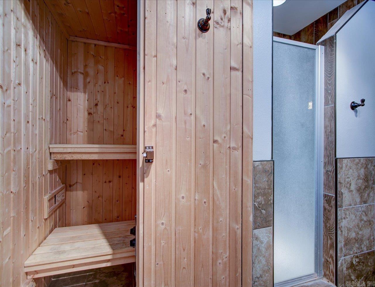 19820 Spillway Road Roland, AR 72135-9605