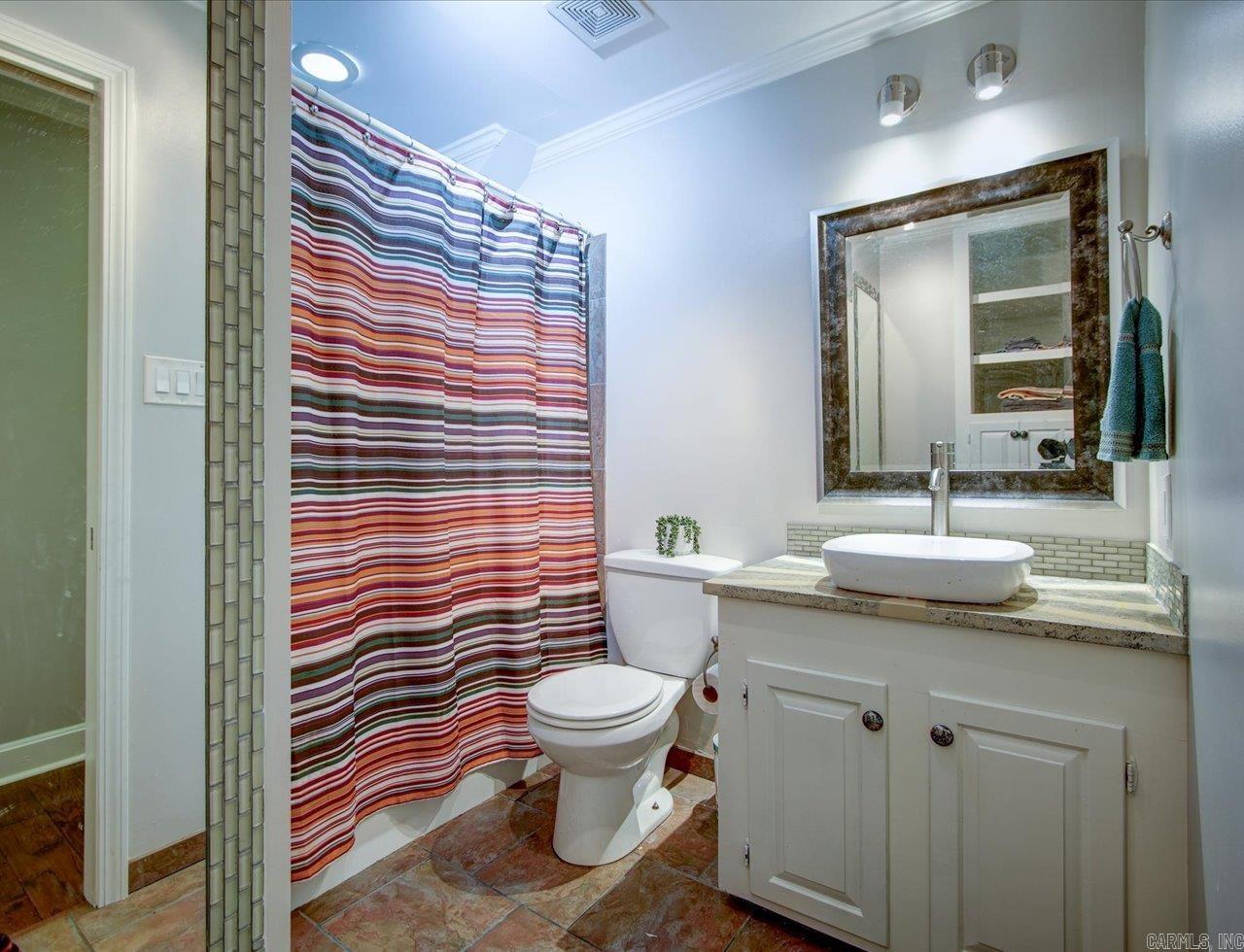 19820 Spillway Road Roland, AR 72135-9605