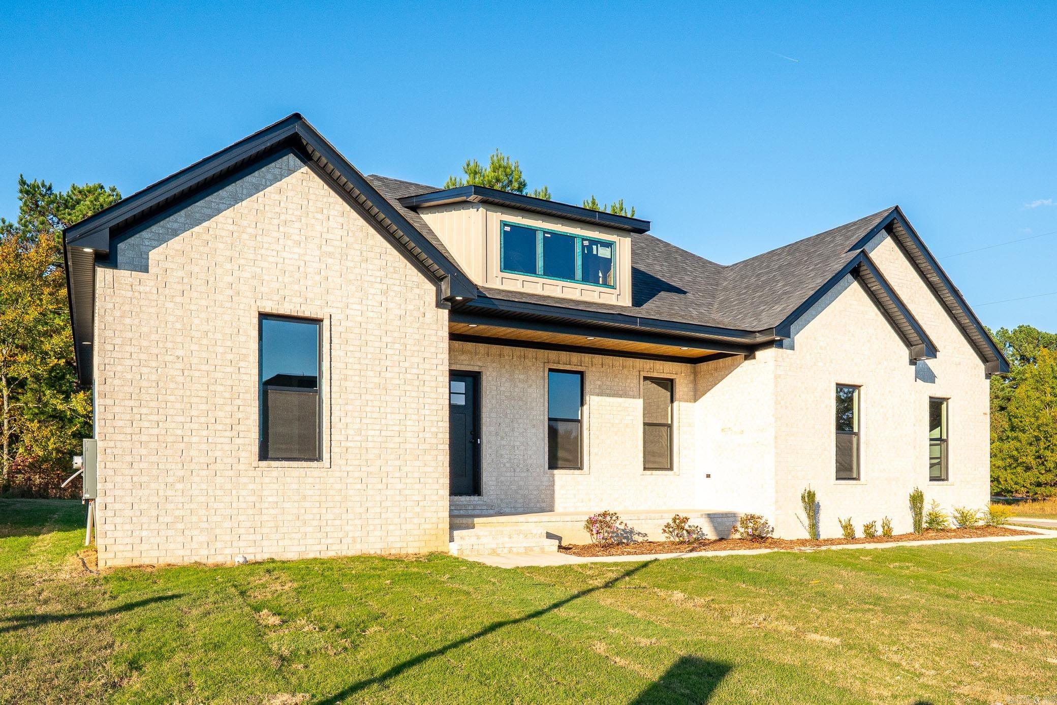 1 Ridge View Street Vilonia, AR 72173