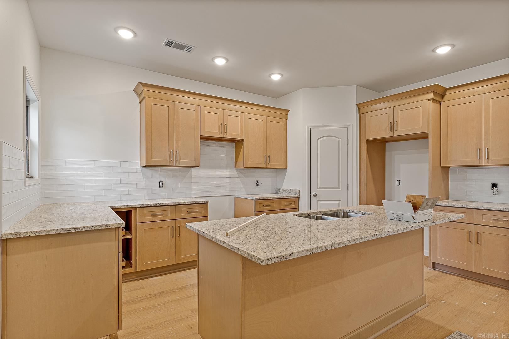 1413 Pamela Lake City, AR 72437