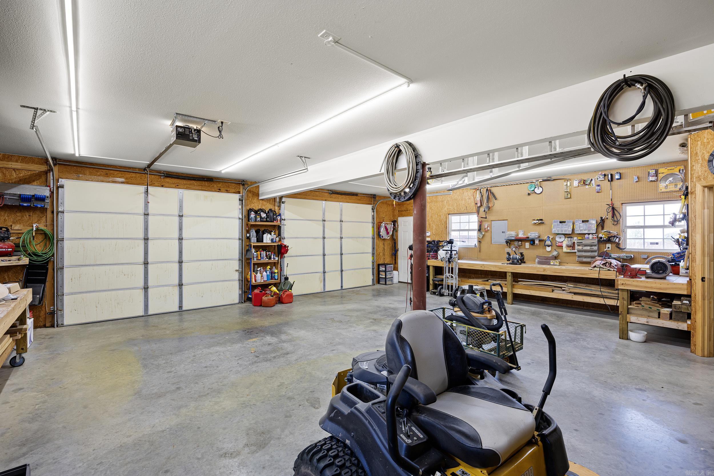 27 Woodridge  Greenbrier, AR