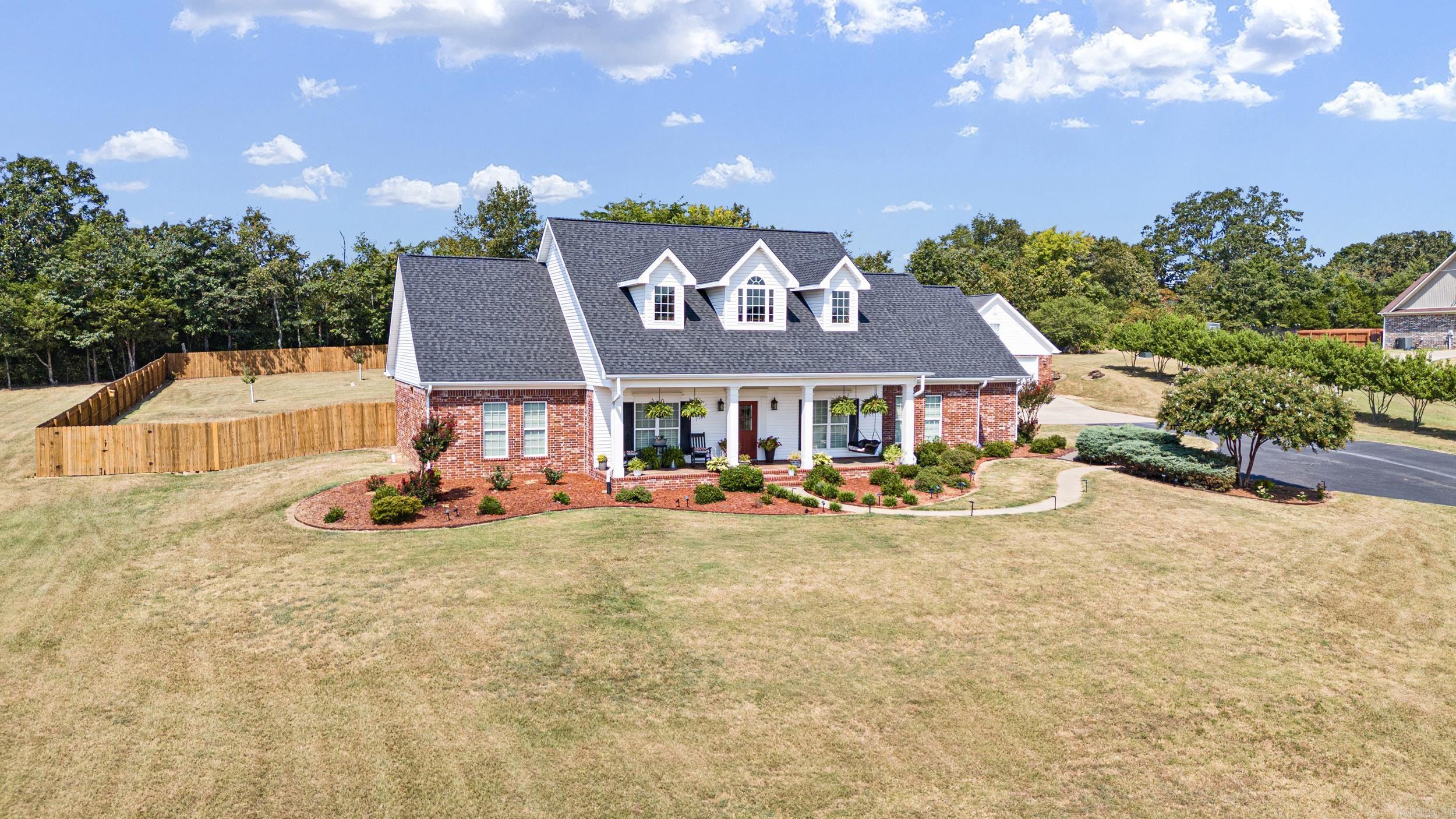 27 Woodridge  Greenbrier, AR