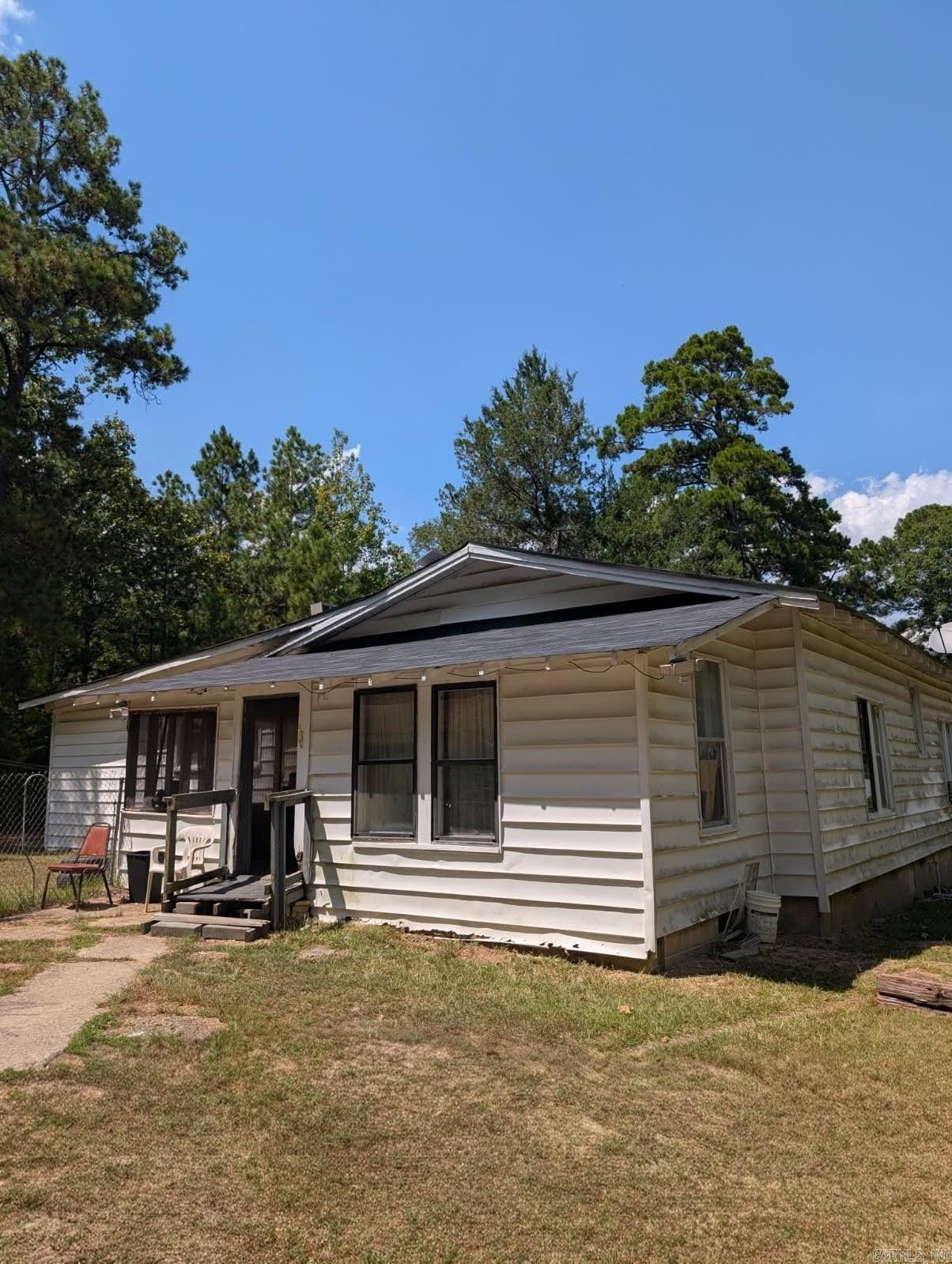 5397 Hwy 24  Chidester, AR