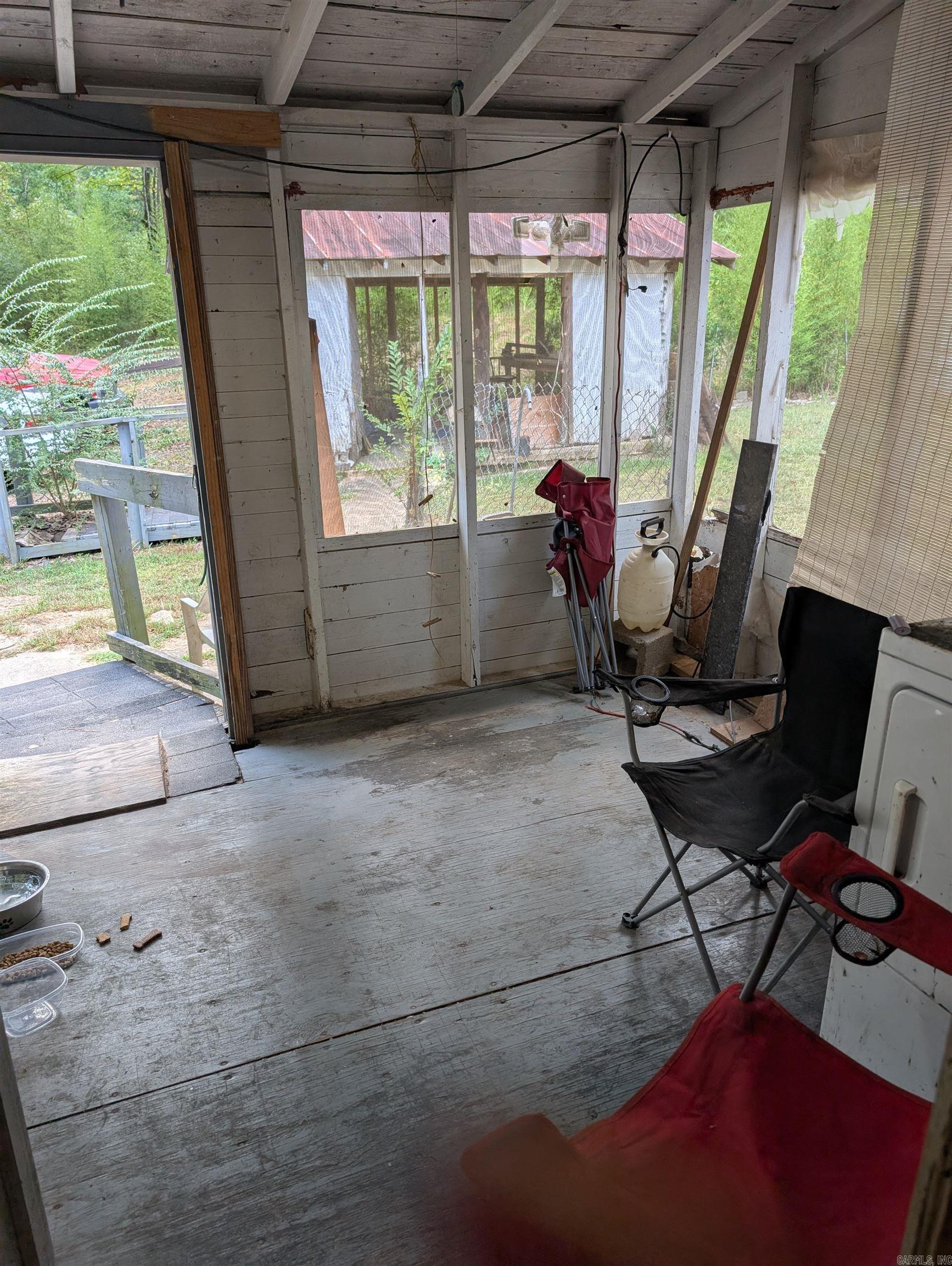 5397 Hwy 24  Chidester, AR