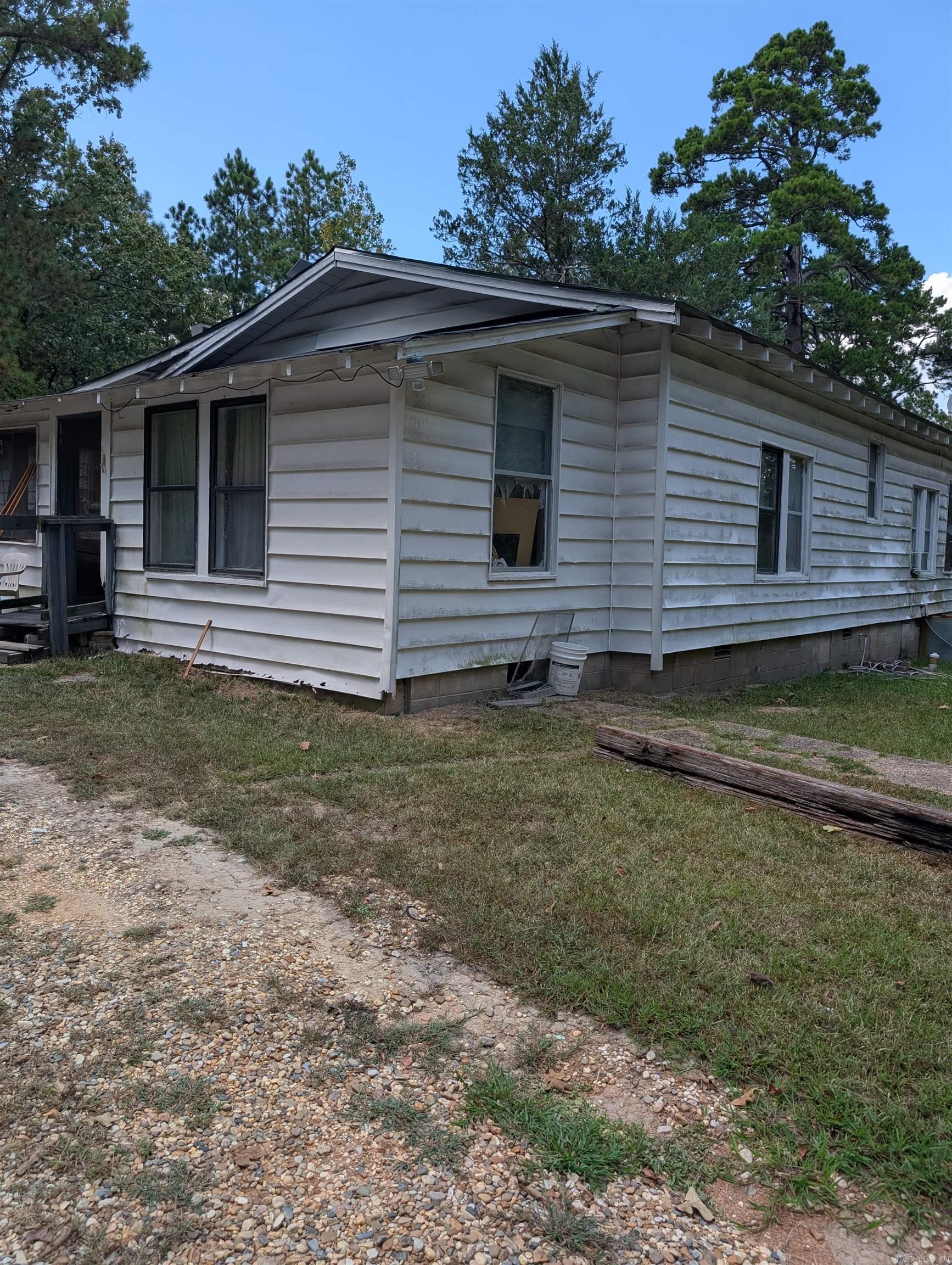 5397 Hwy 24  Chidester, AR