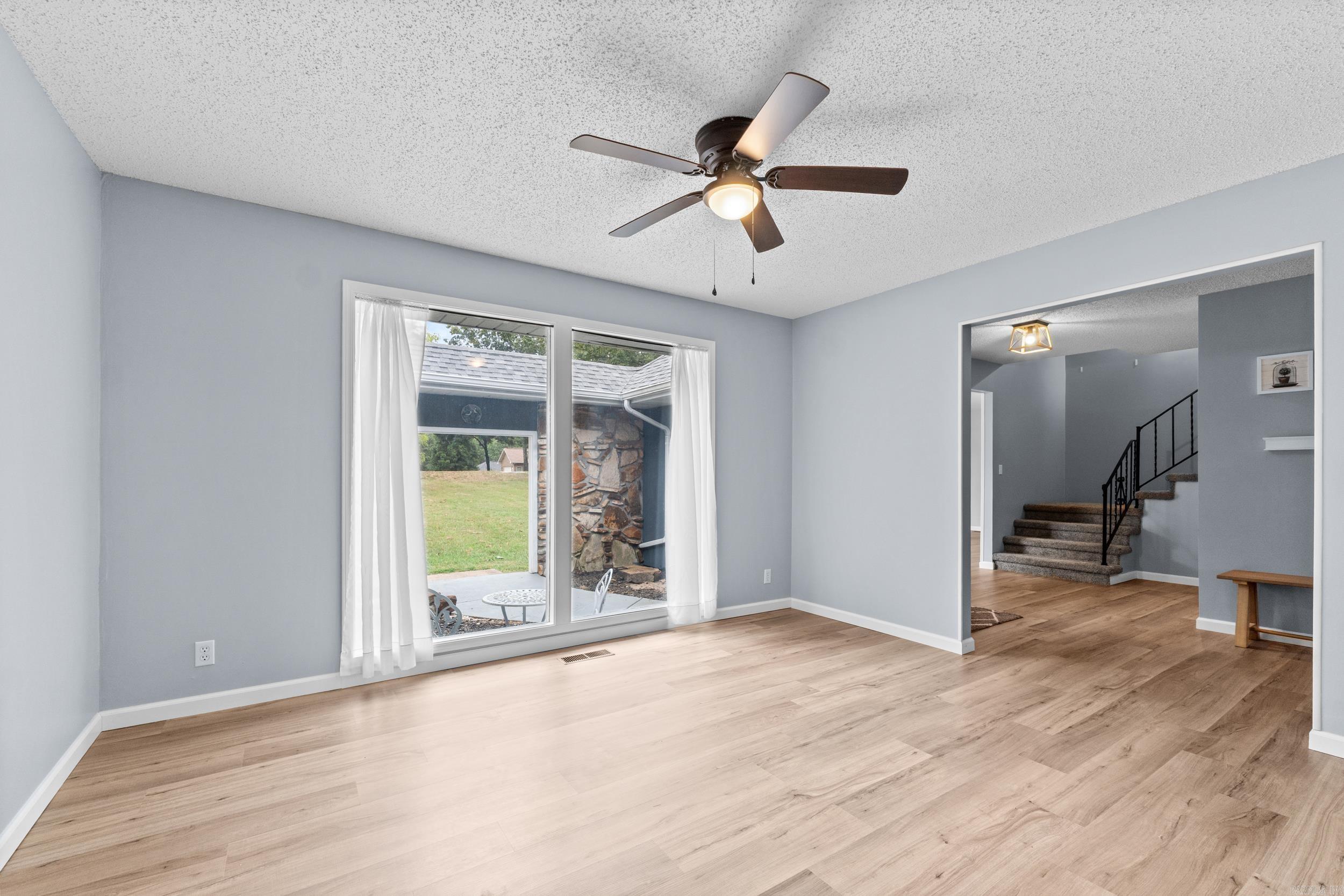 2404 Russell  Mountain Home, AR