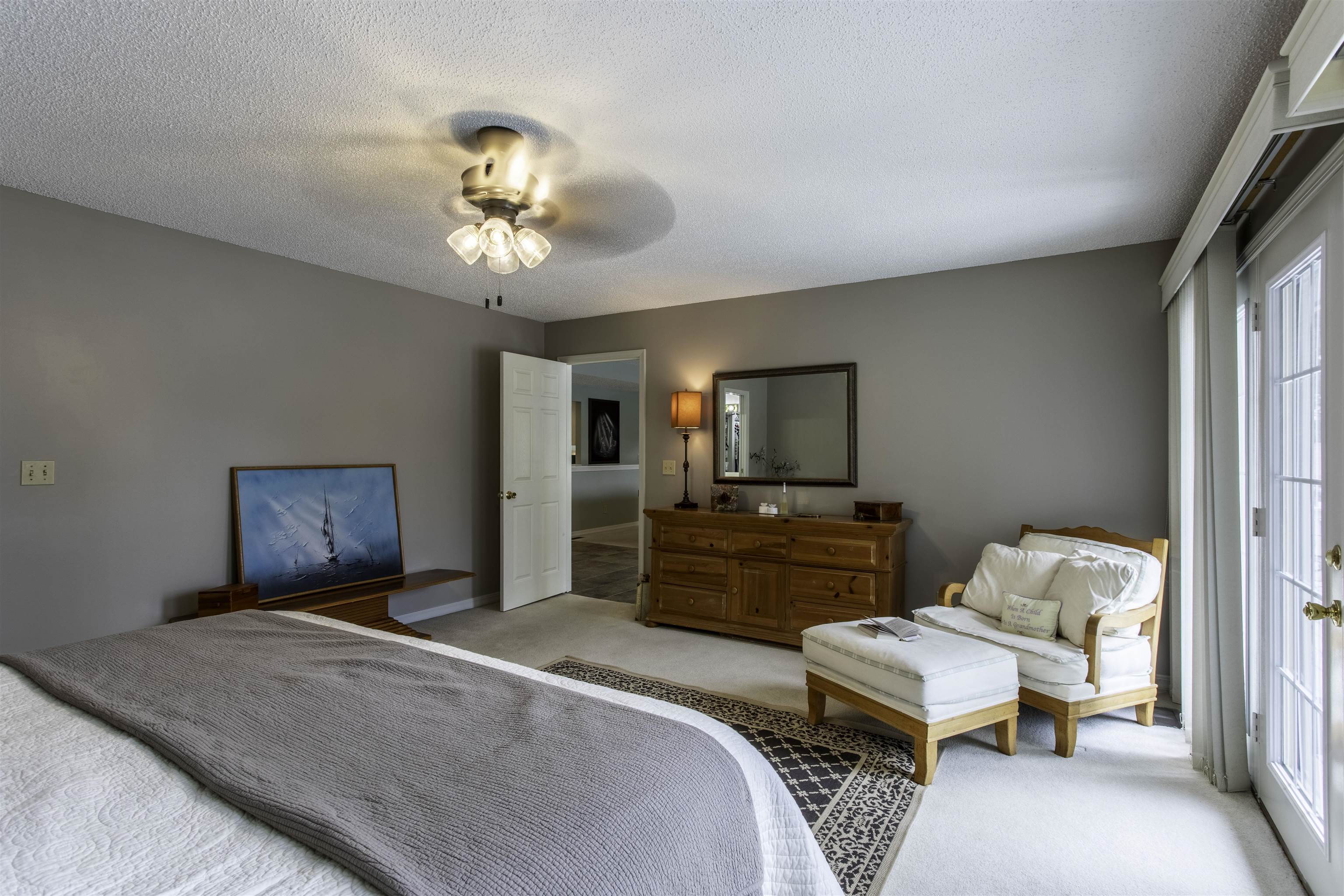 28 N Lakeshore Drive Cherokee Village, AR 72529