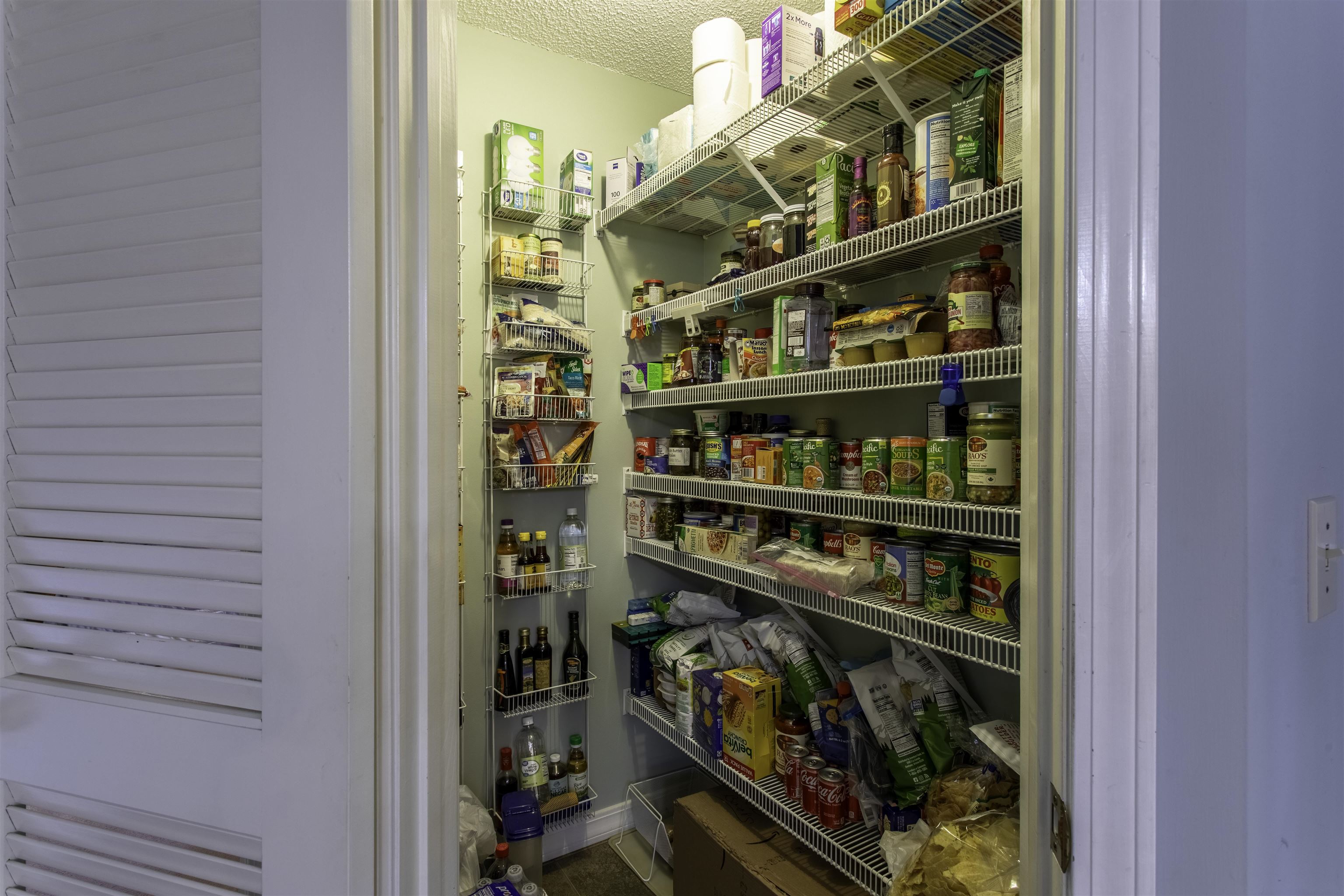 28 N Lakeshore Drive Cherokee Village, AR 72529