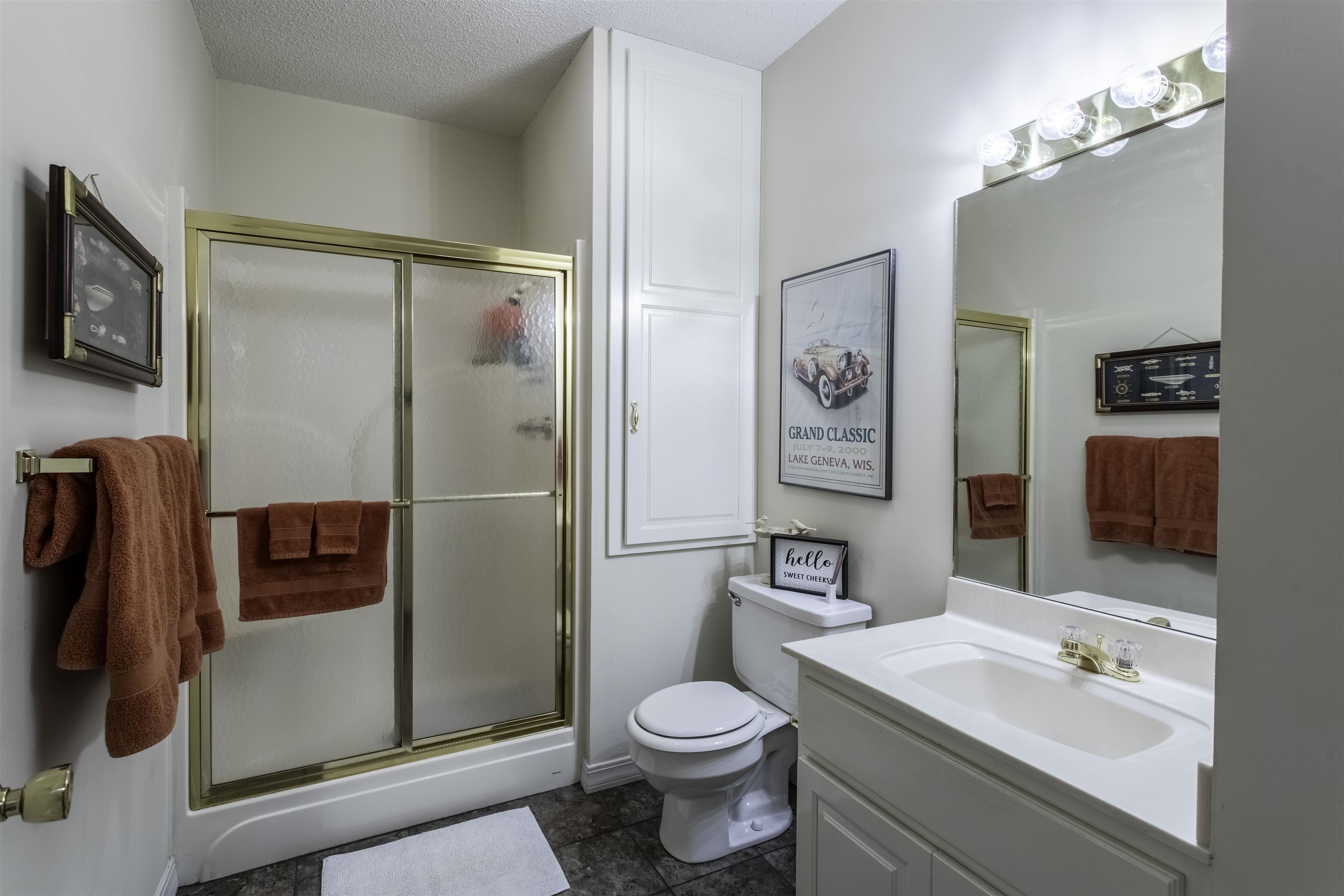 28 N Lakeshore Drive Cherokee Village, AR 72529