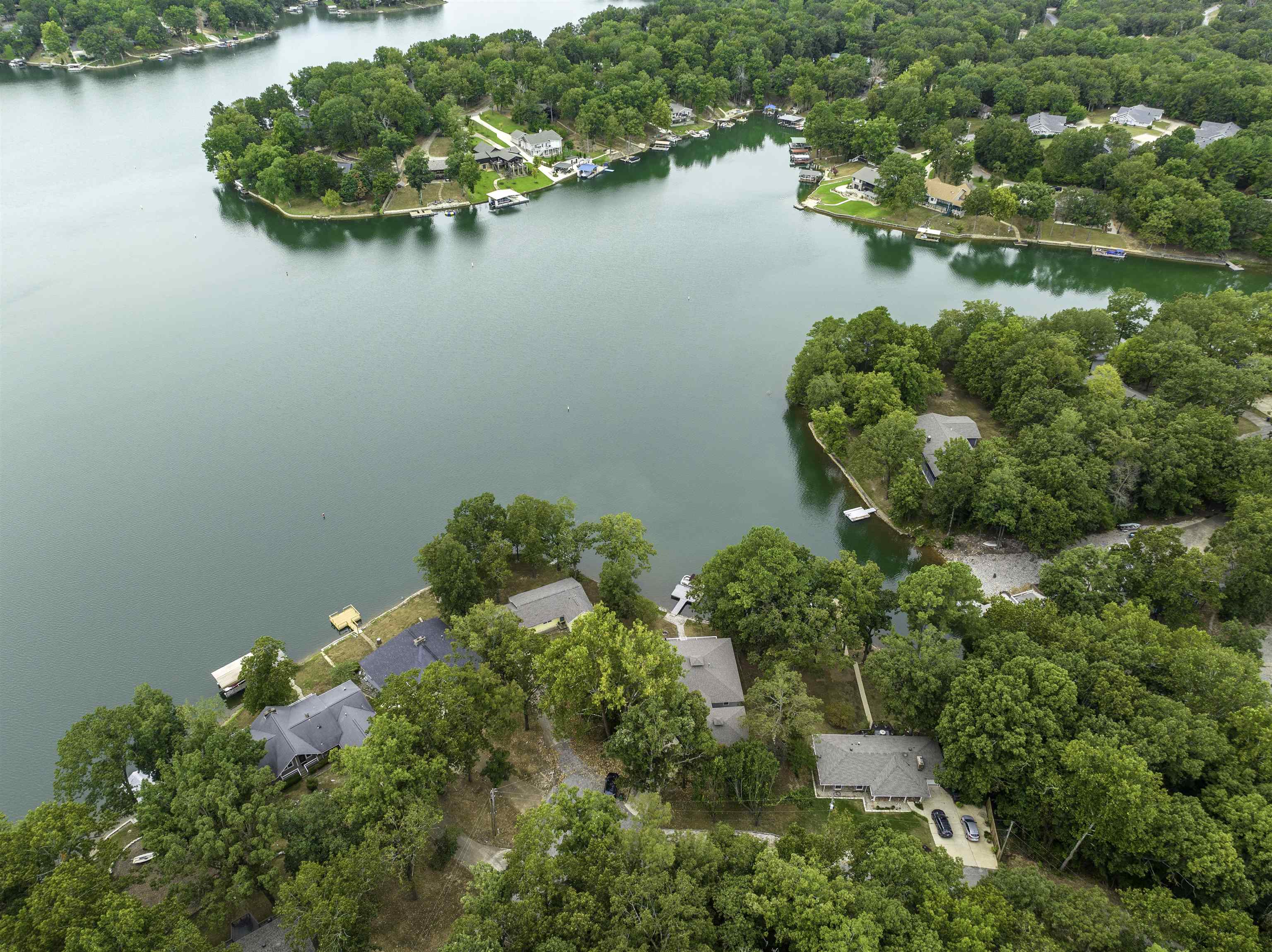 28 N Lakeshore Drive Cherokee Village, AR 72529