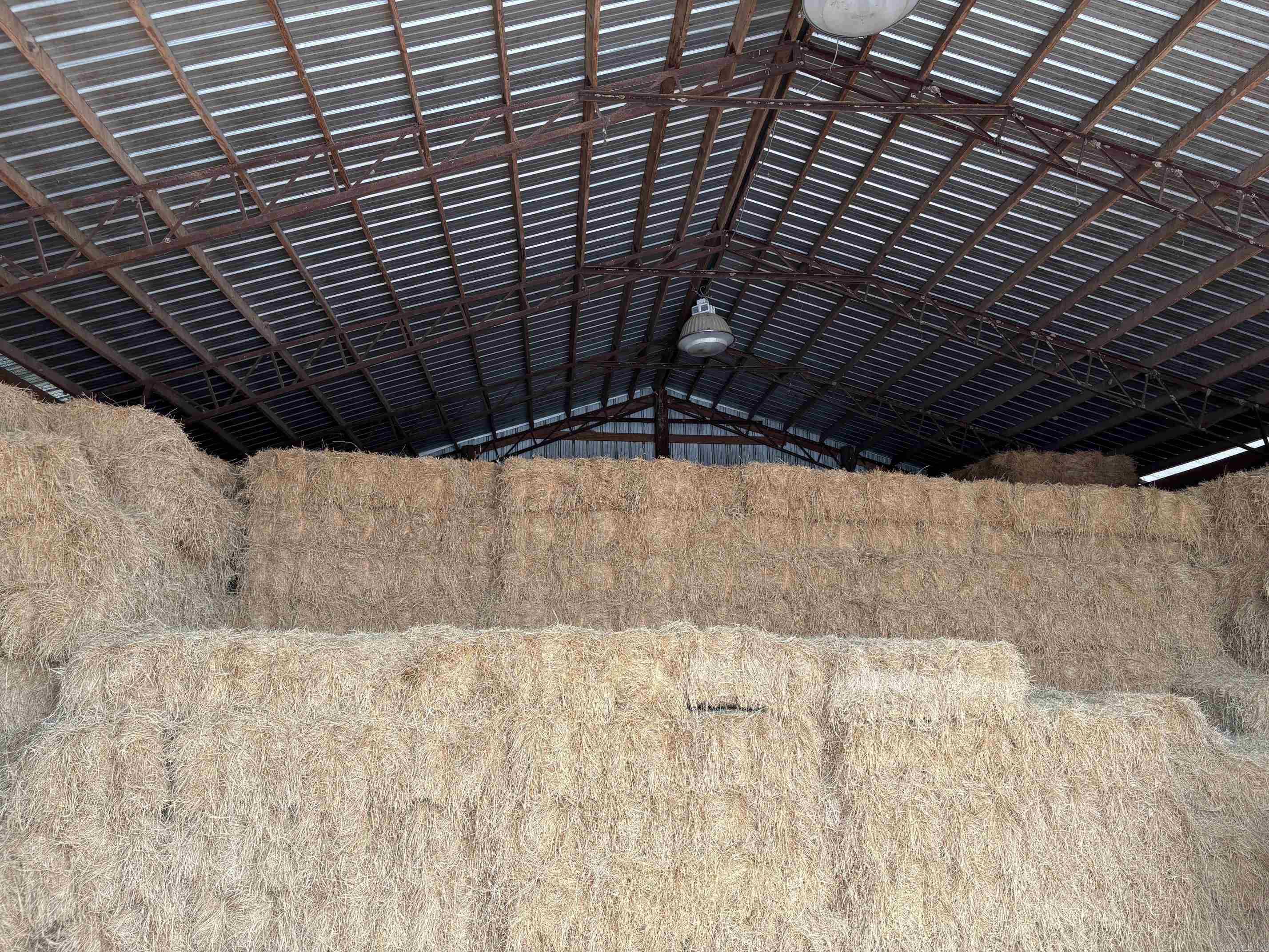 569 cross county 105  Hickory Ridge, AR