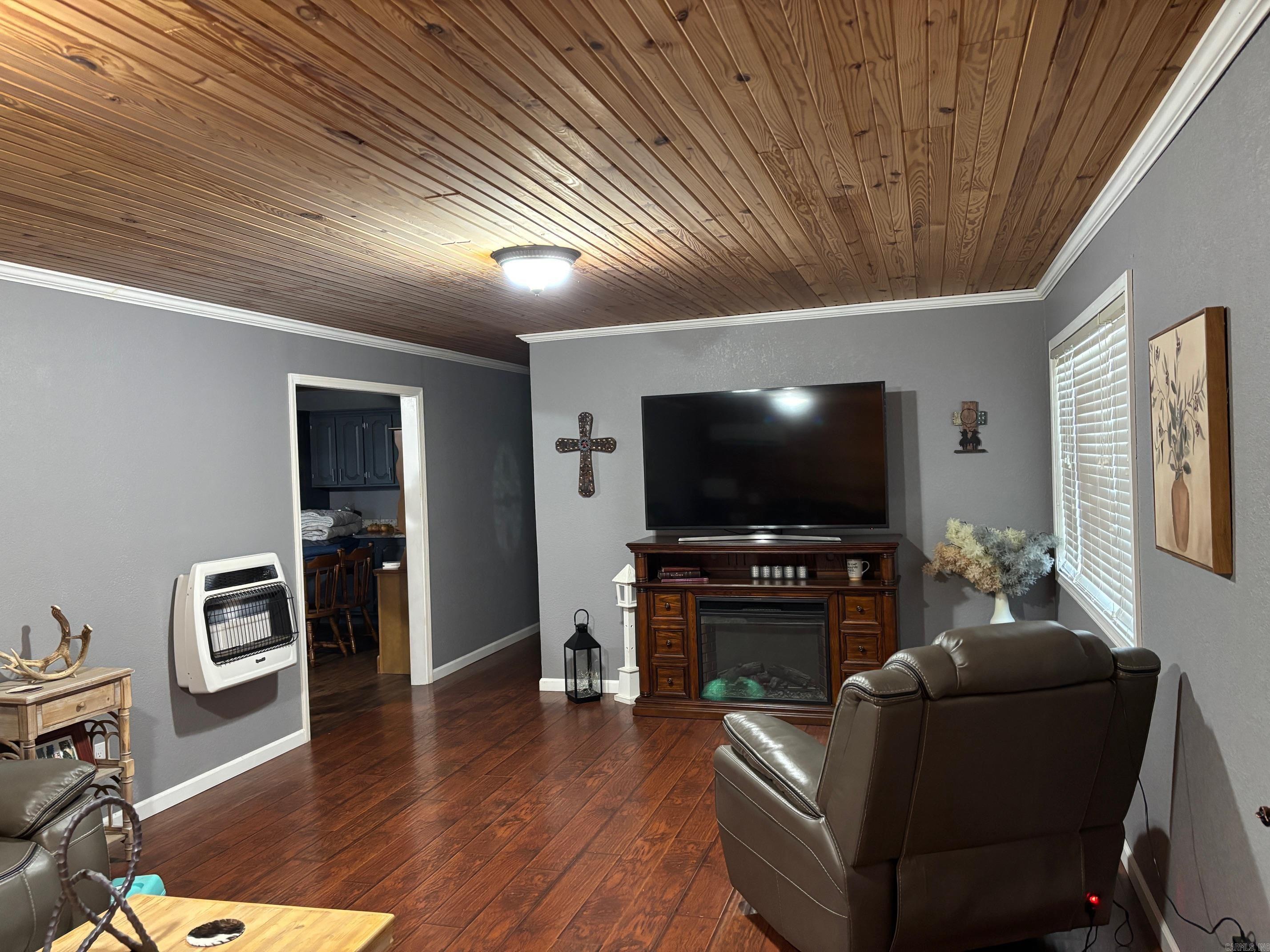 569 cross county 105  Hickory Ridge, AR