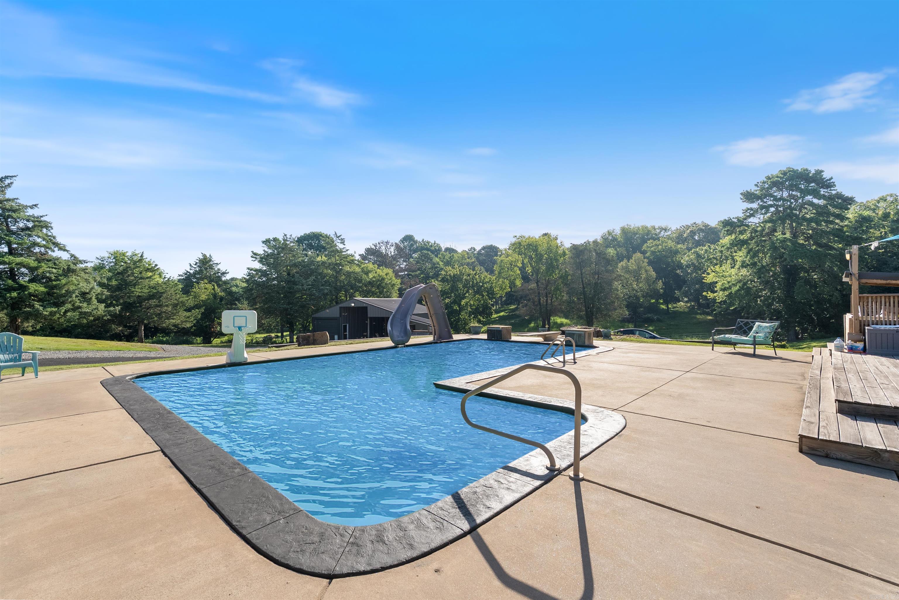 6 Cedar Hill Rd.  Conway, AR