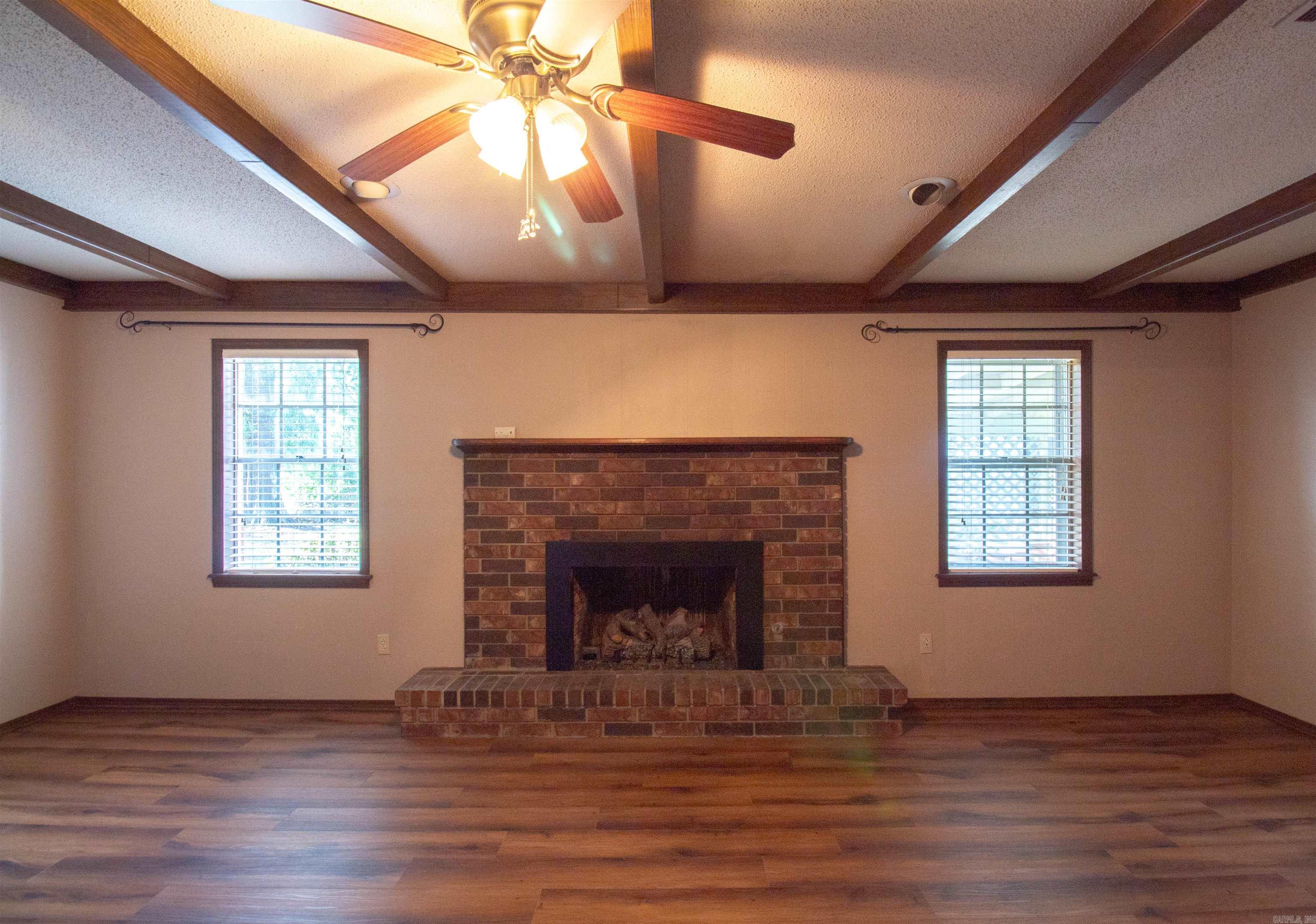 139 N Circle  Clarksville, AR