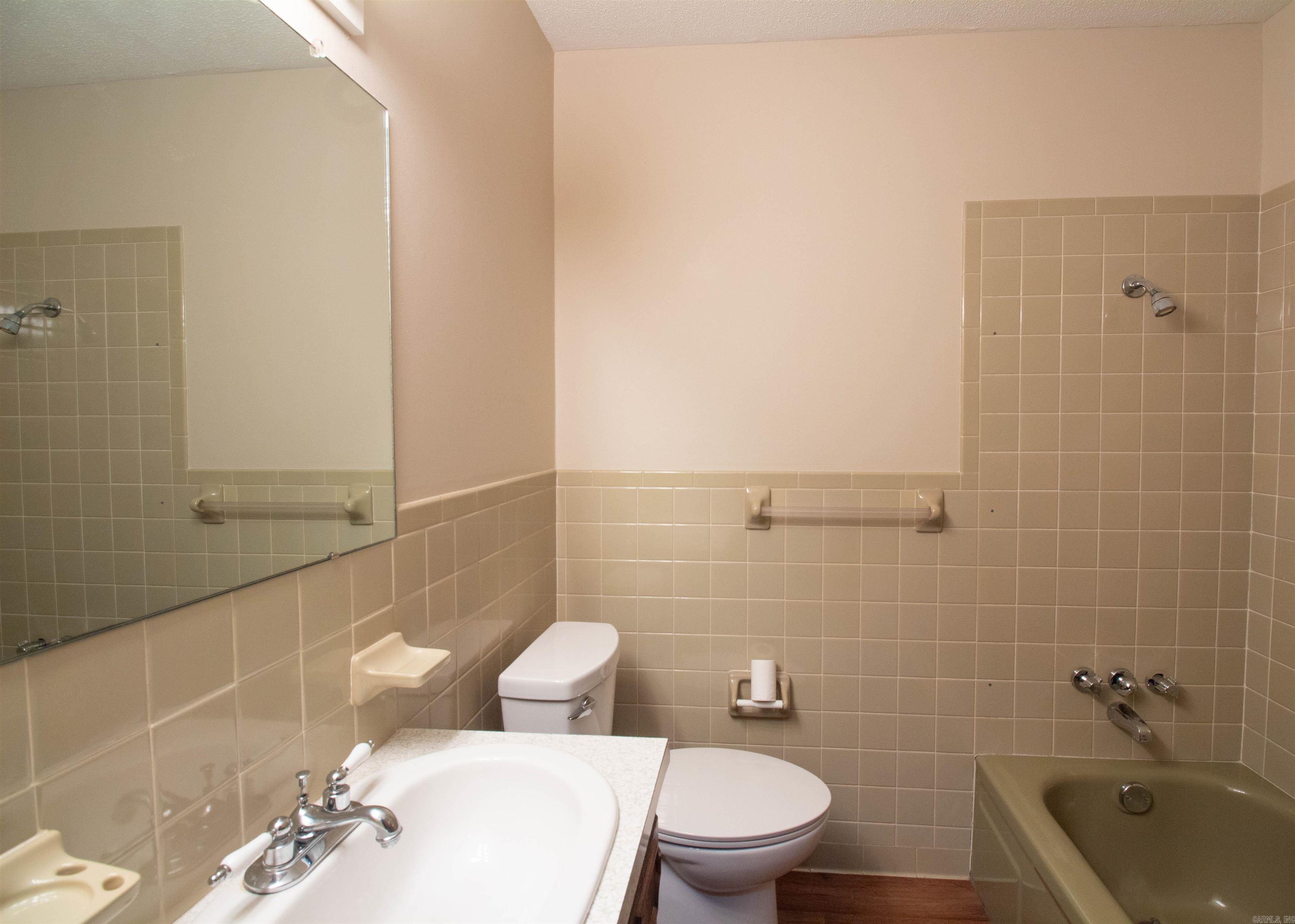 139 N Circle  Clarksville, AR