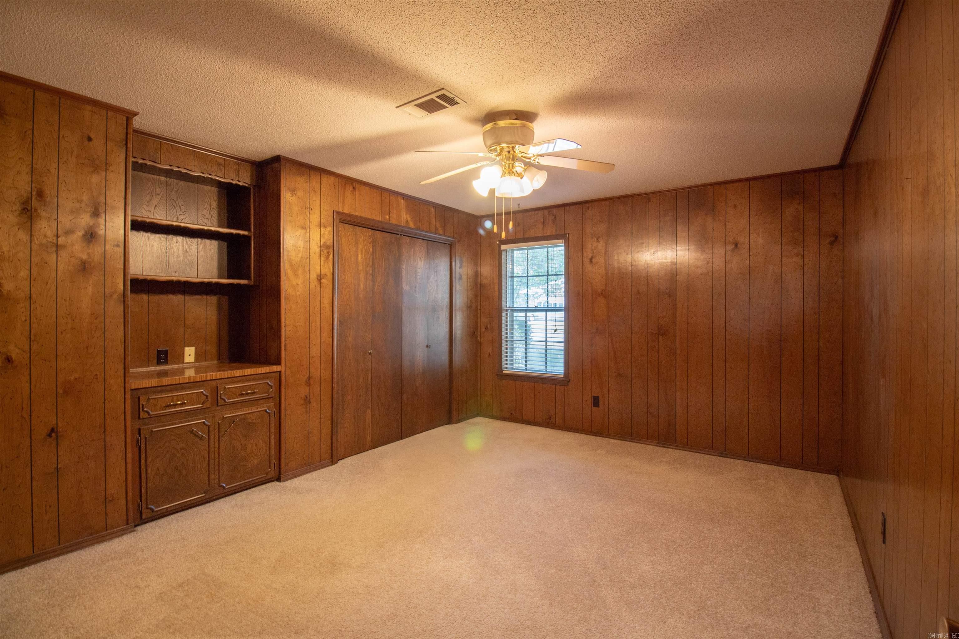 139 N Circle  Clarksville, AR