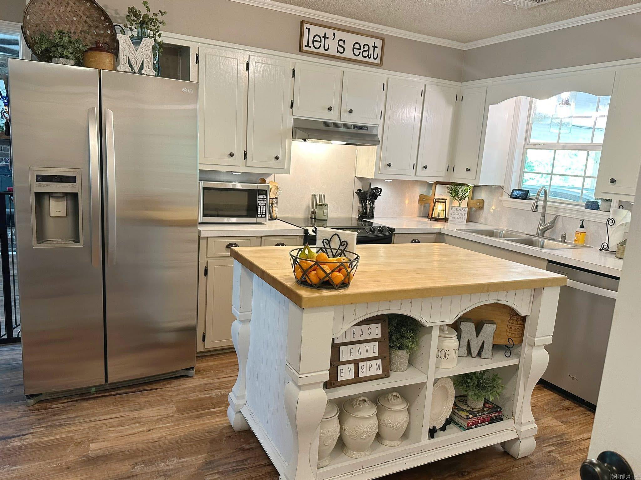 1130 Woodside Drive Camden, AR 71701