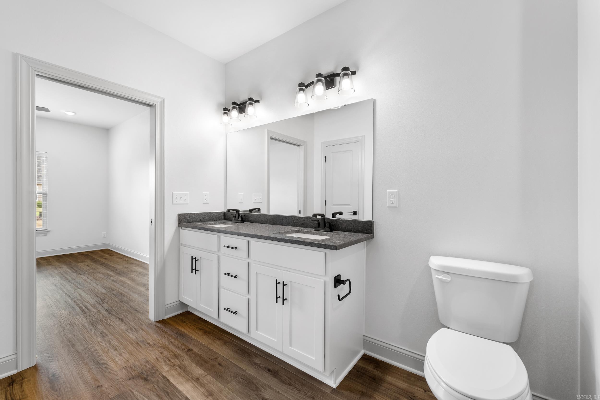 370 Turnberry Court Mountain Home, AR 72653