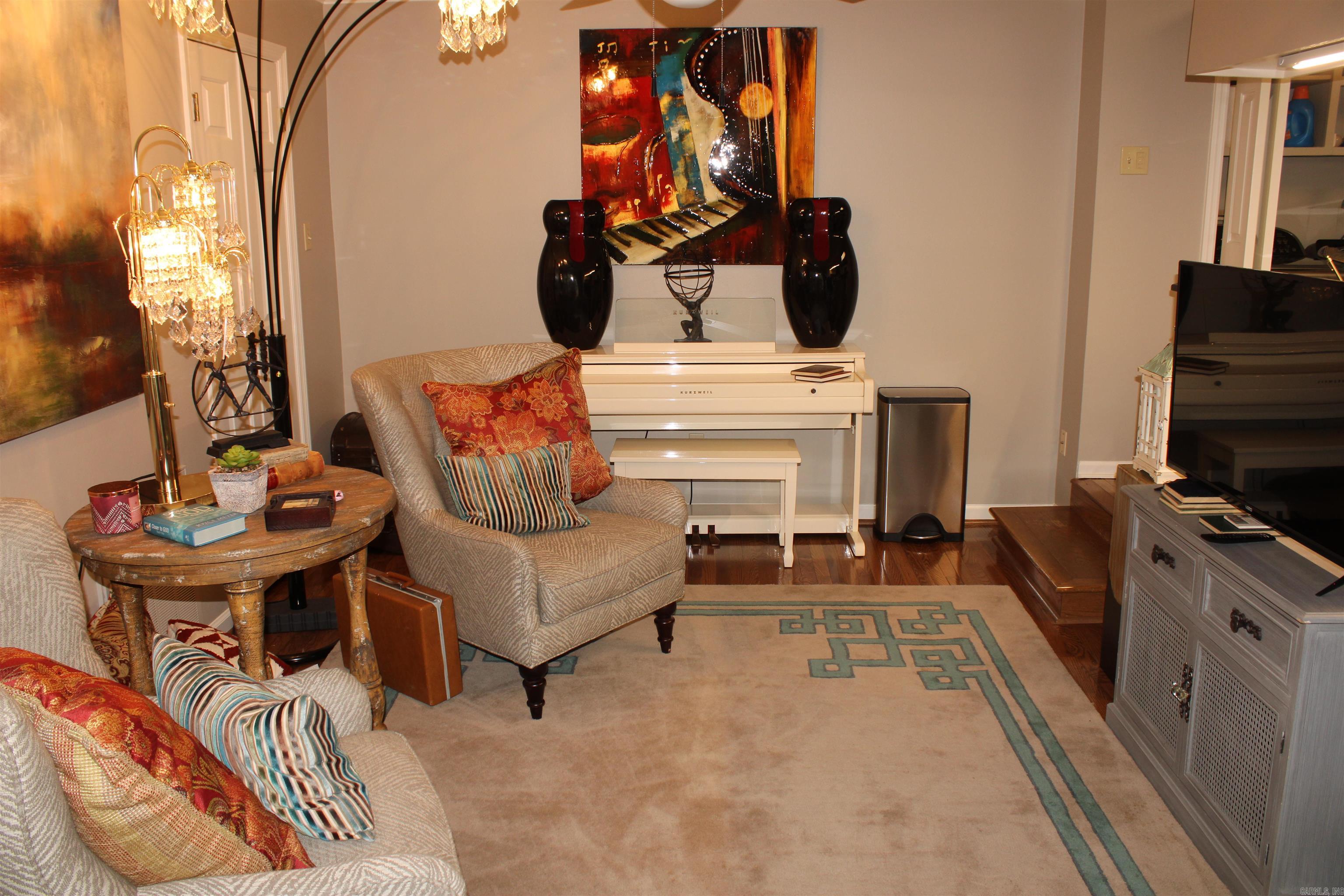 25 Windsor Court Little Rock, AR 72212