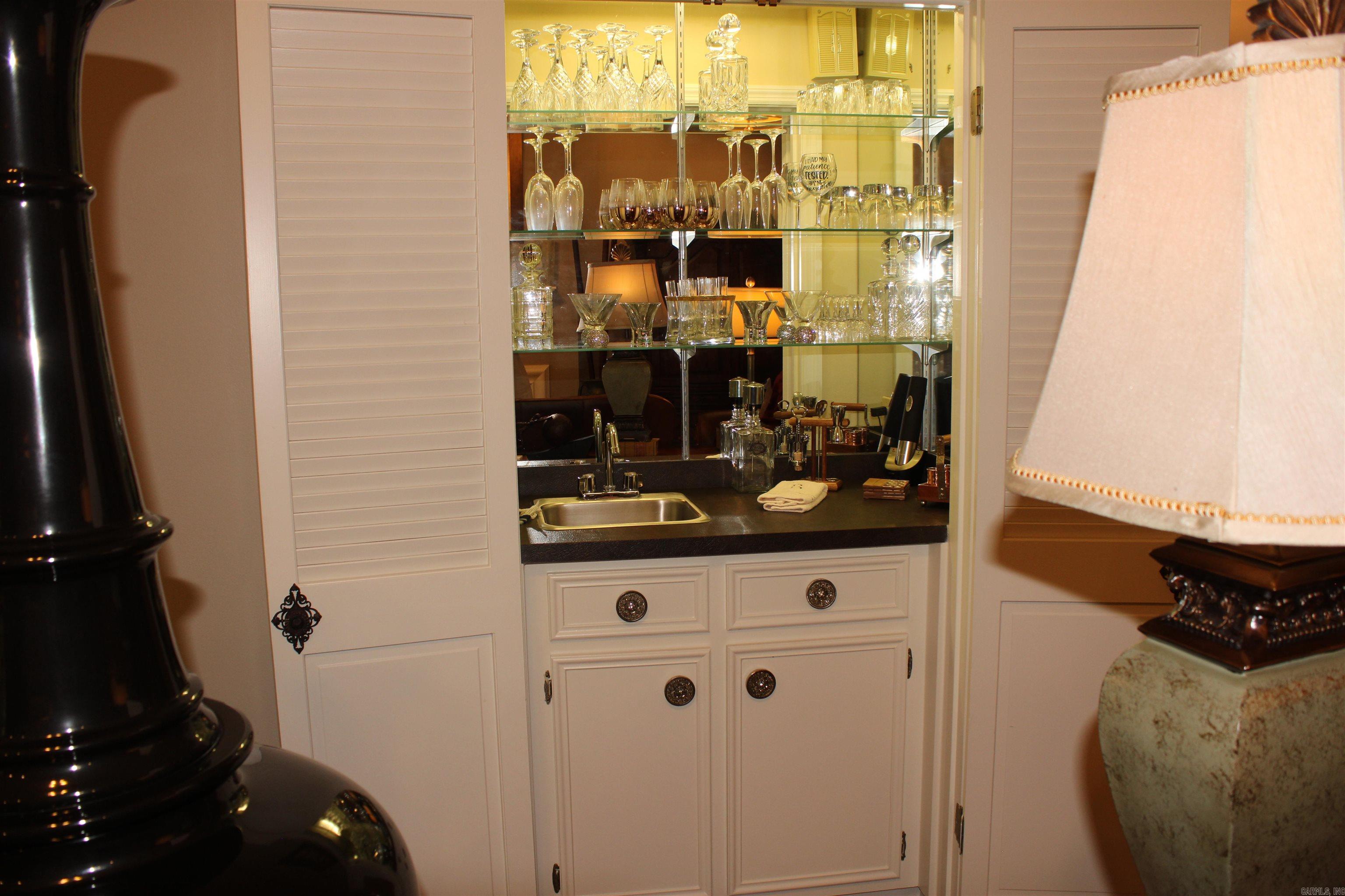 25 Windsor Court Little Rock, AR 72212