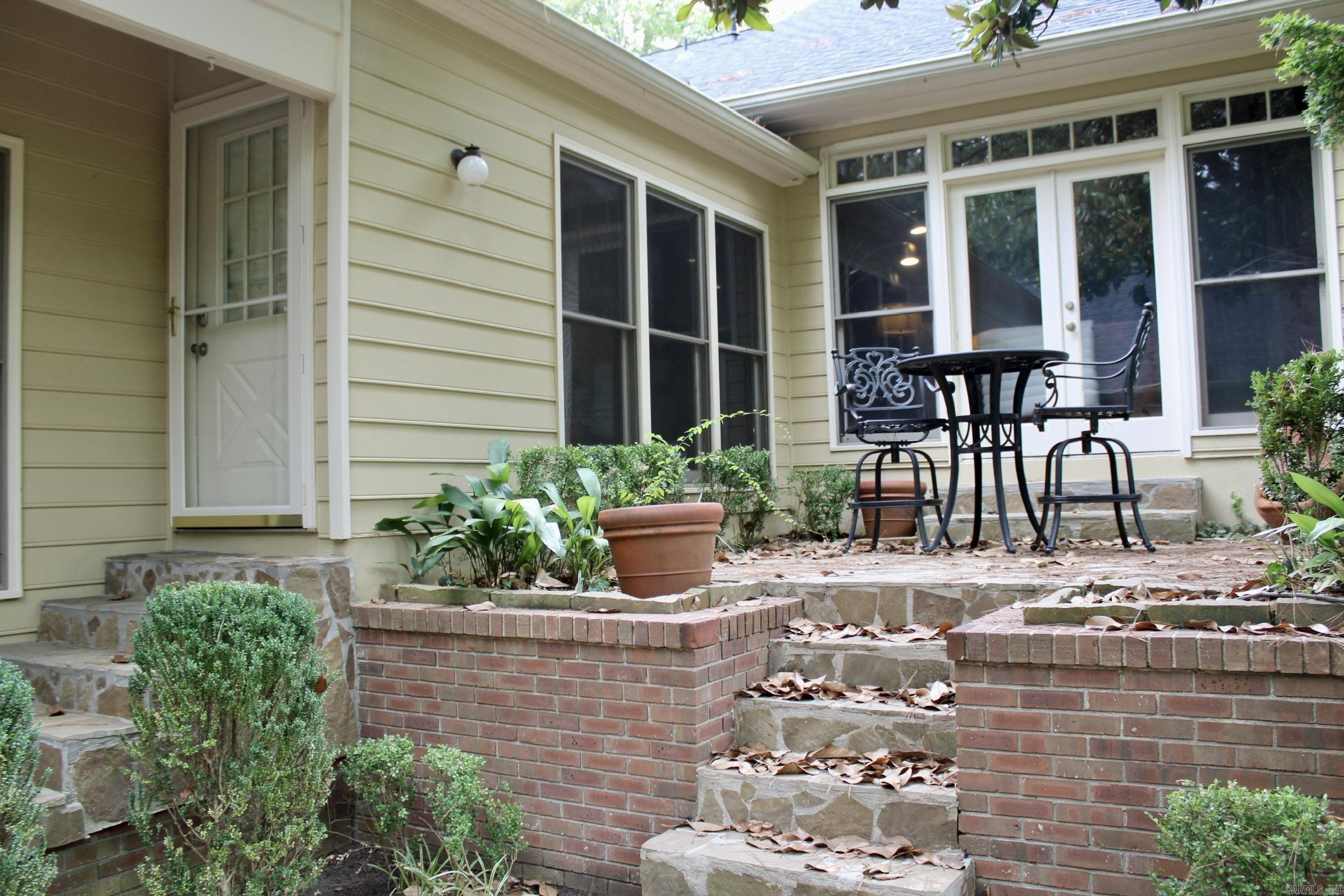 25 Windsor Court Little Rock, AR 72212