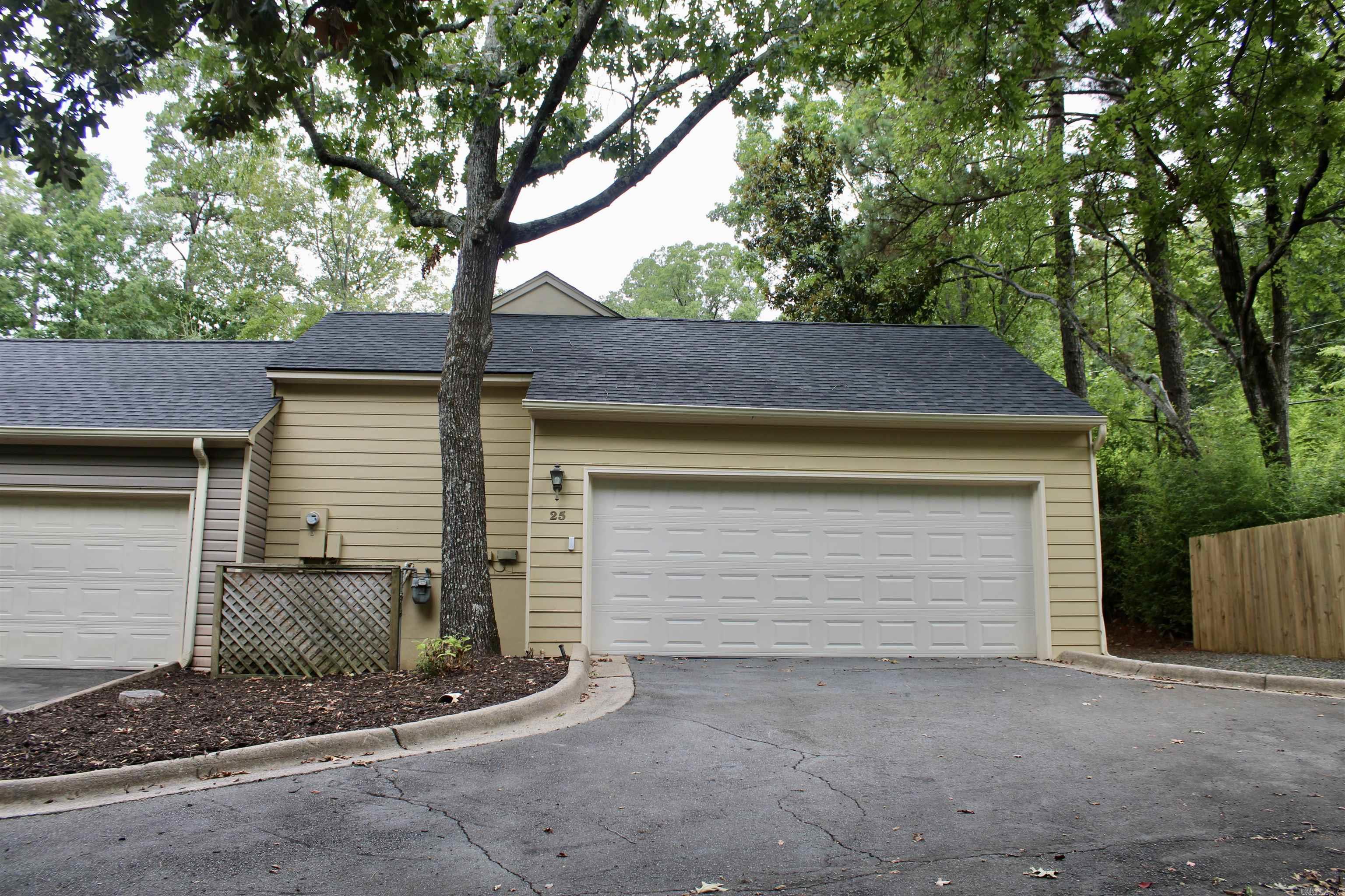 25 Windsor Court Little Rock, AR 72212