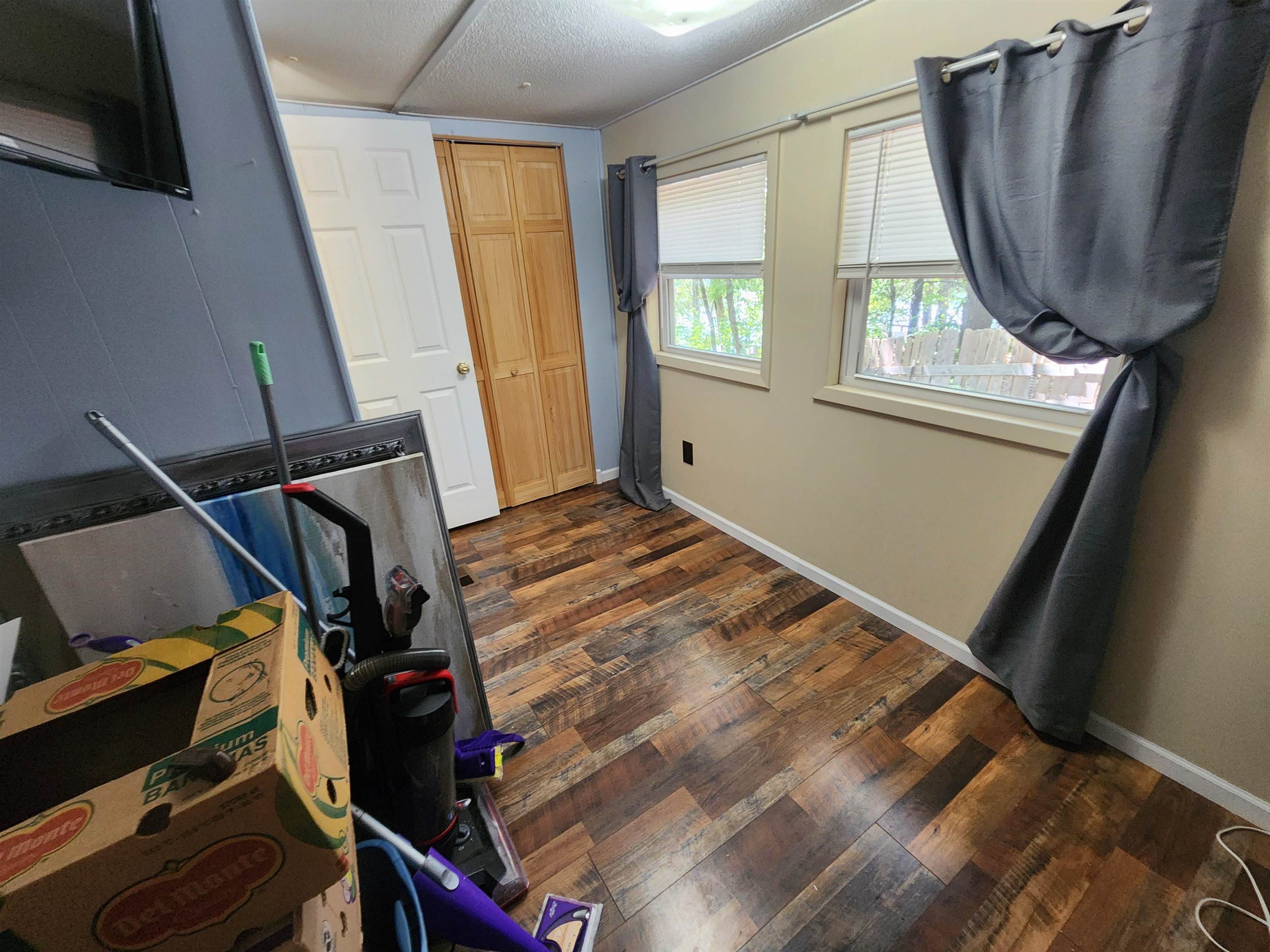 43 E Lakeshore  Highland, AR