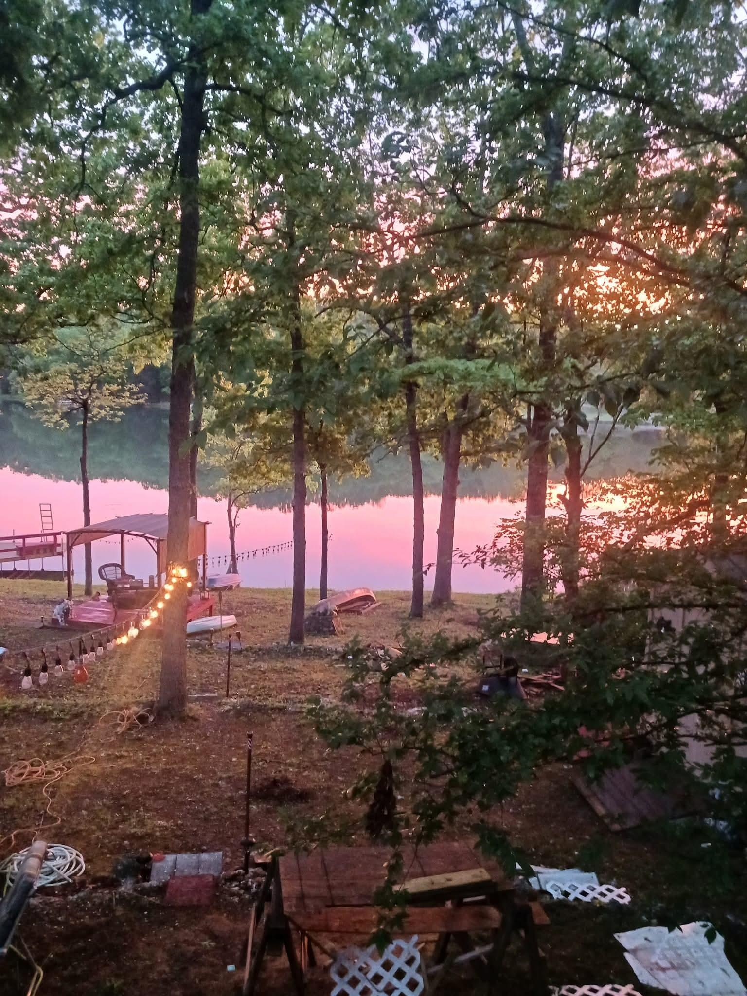 43 E Lakeshore  Highland, AR