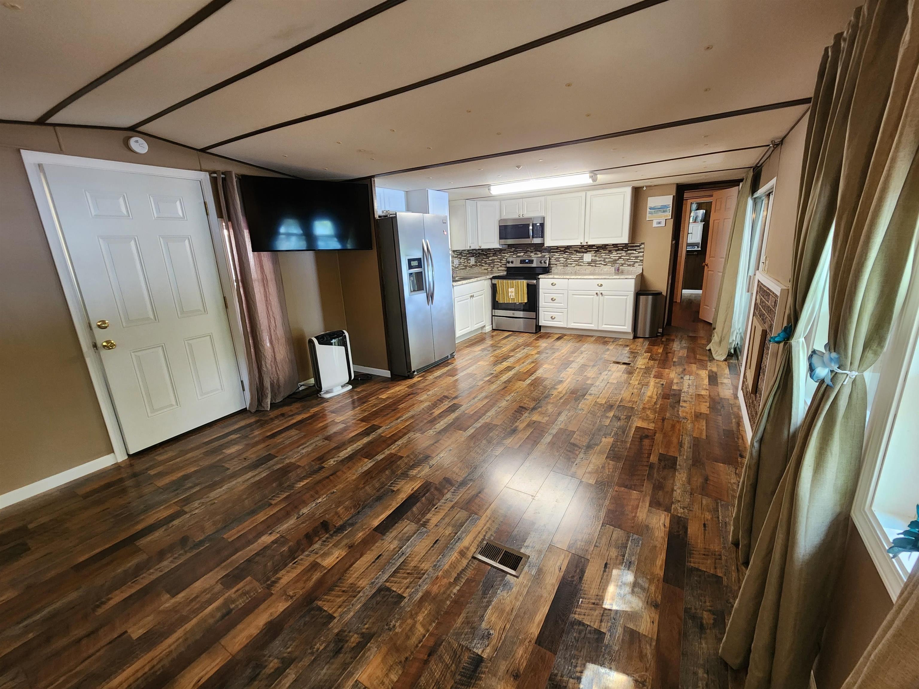 43 E Lakeshore  Highland, AR