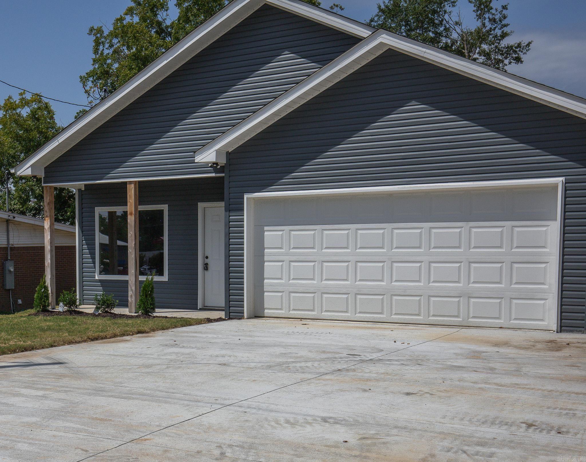 205 N main  Sheridan, AR