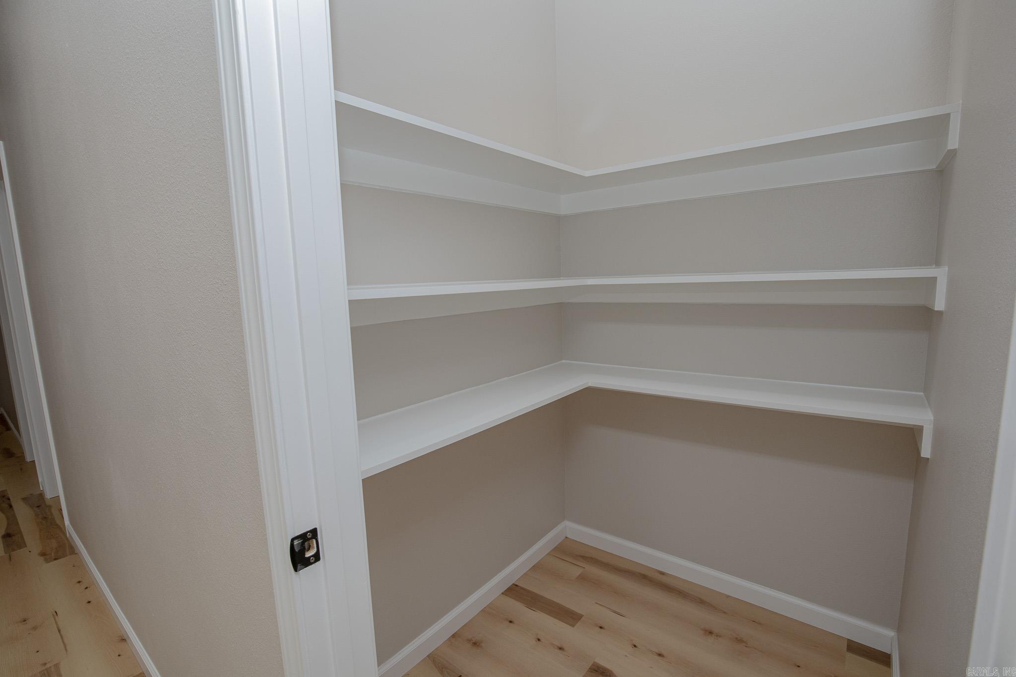 205 N main  Sheridan, AR