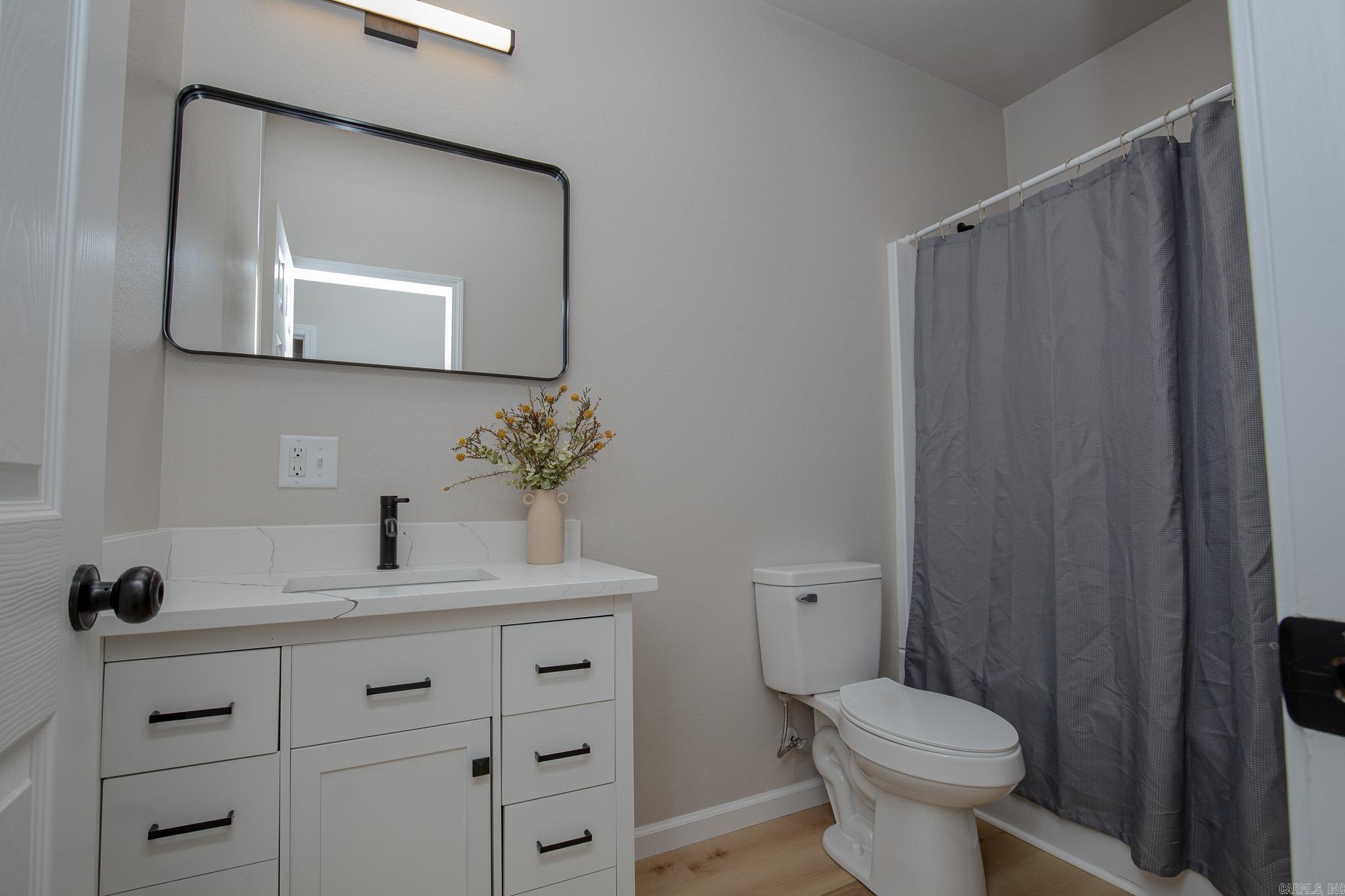 205 N main  Sheridan, AR