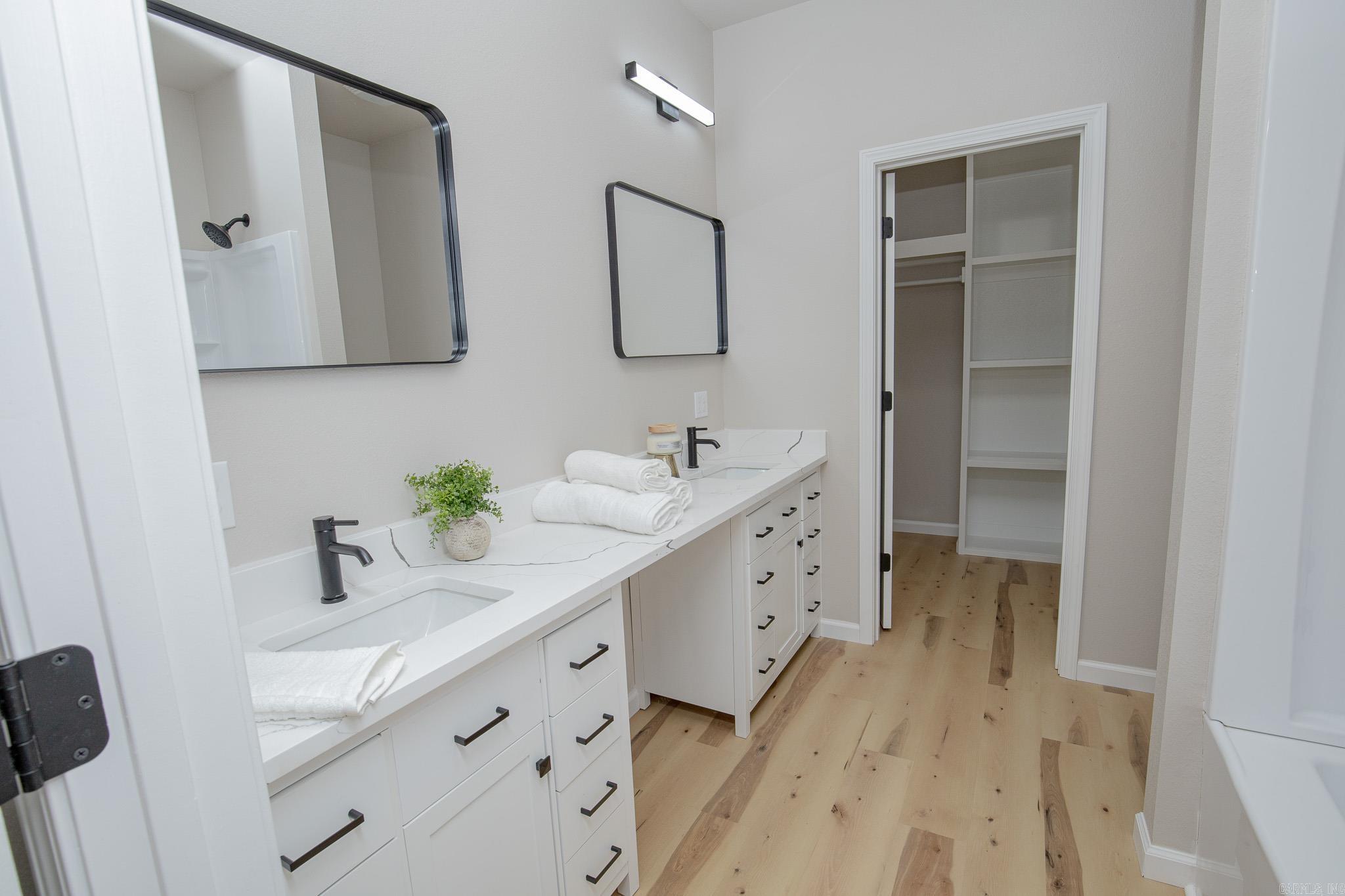 205 N main  Sheridan, AR