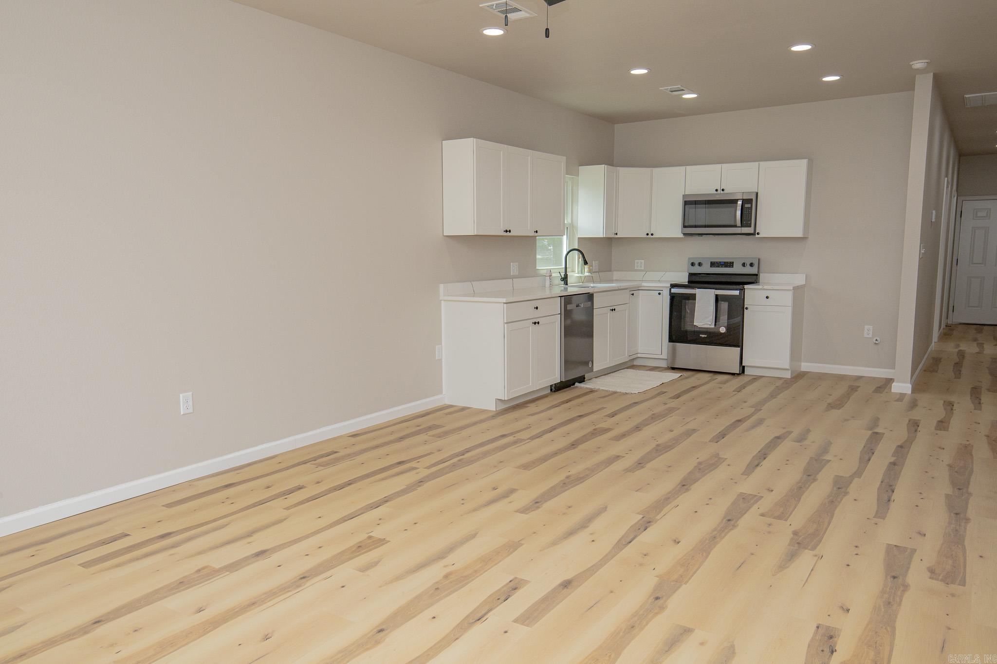 205 N main  Sheridan, AR