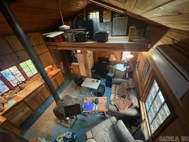 271 Old Rush Creek  Yellville, AR