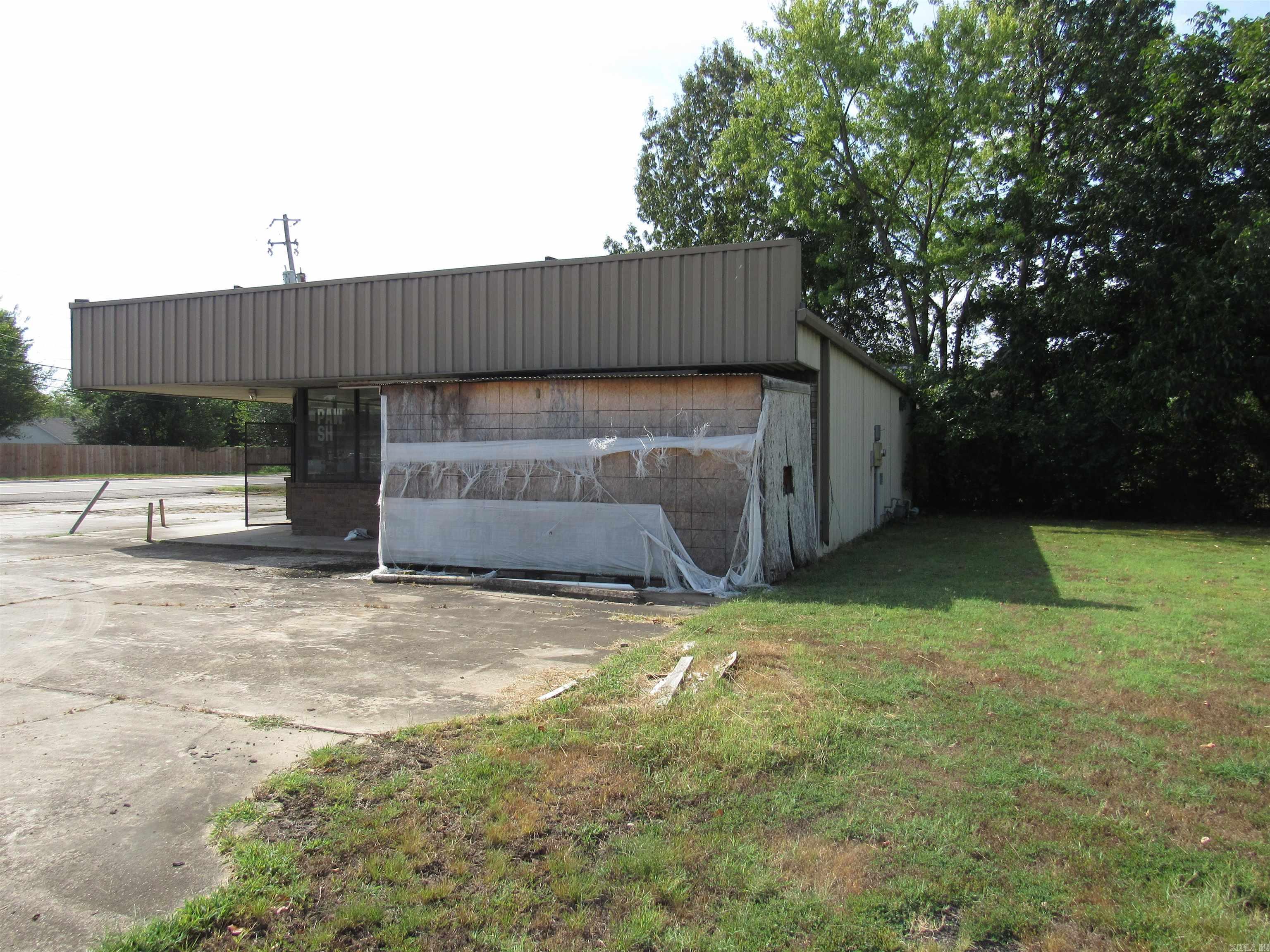 800 S Knoxville Avenue  Russellville, AR