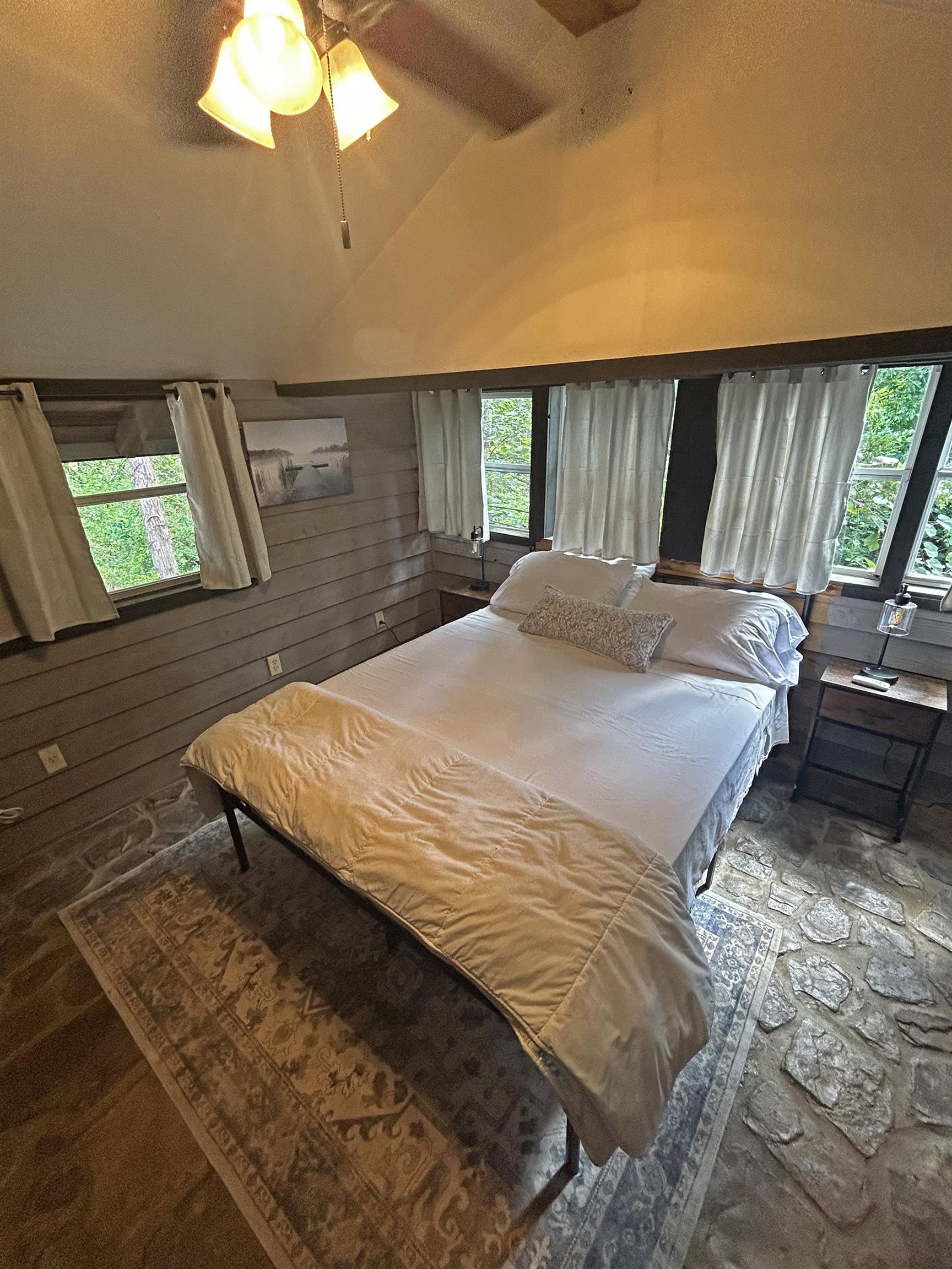 27 Miramichee  Hardy, AR